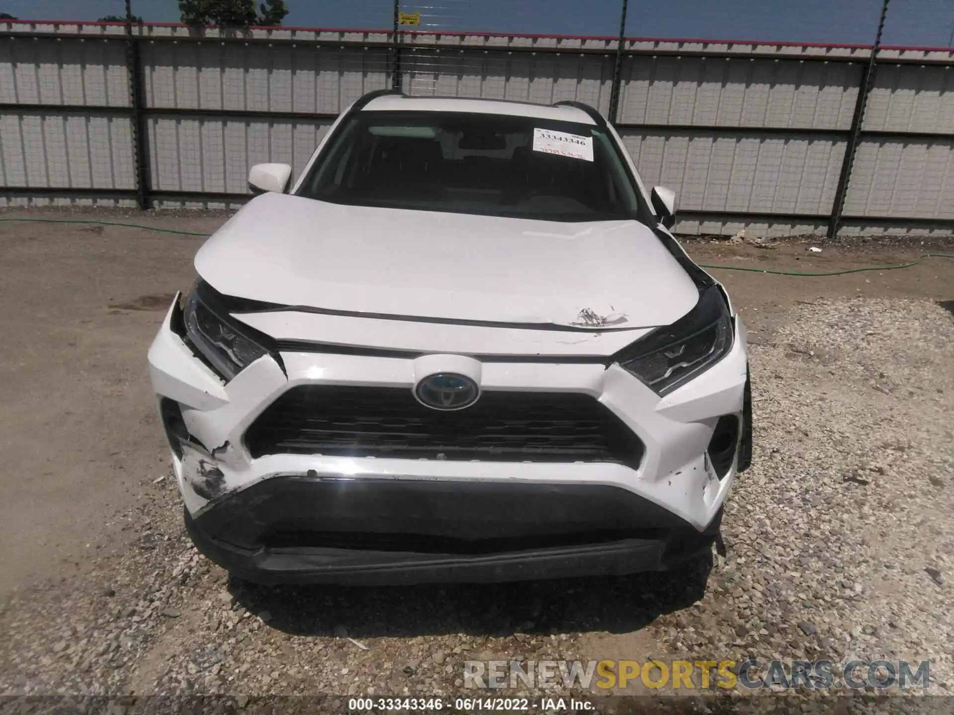 6 Photograph of a damaged car 2T3RWRFV2KW029754 TOYOTA RAV4 2019