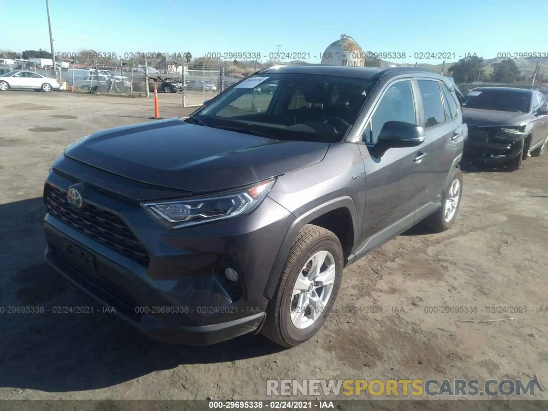 2 Photograph of a damaged car 2T3RWRFV3KW006841 TOYOTA RAV4 2019