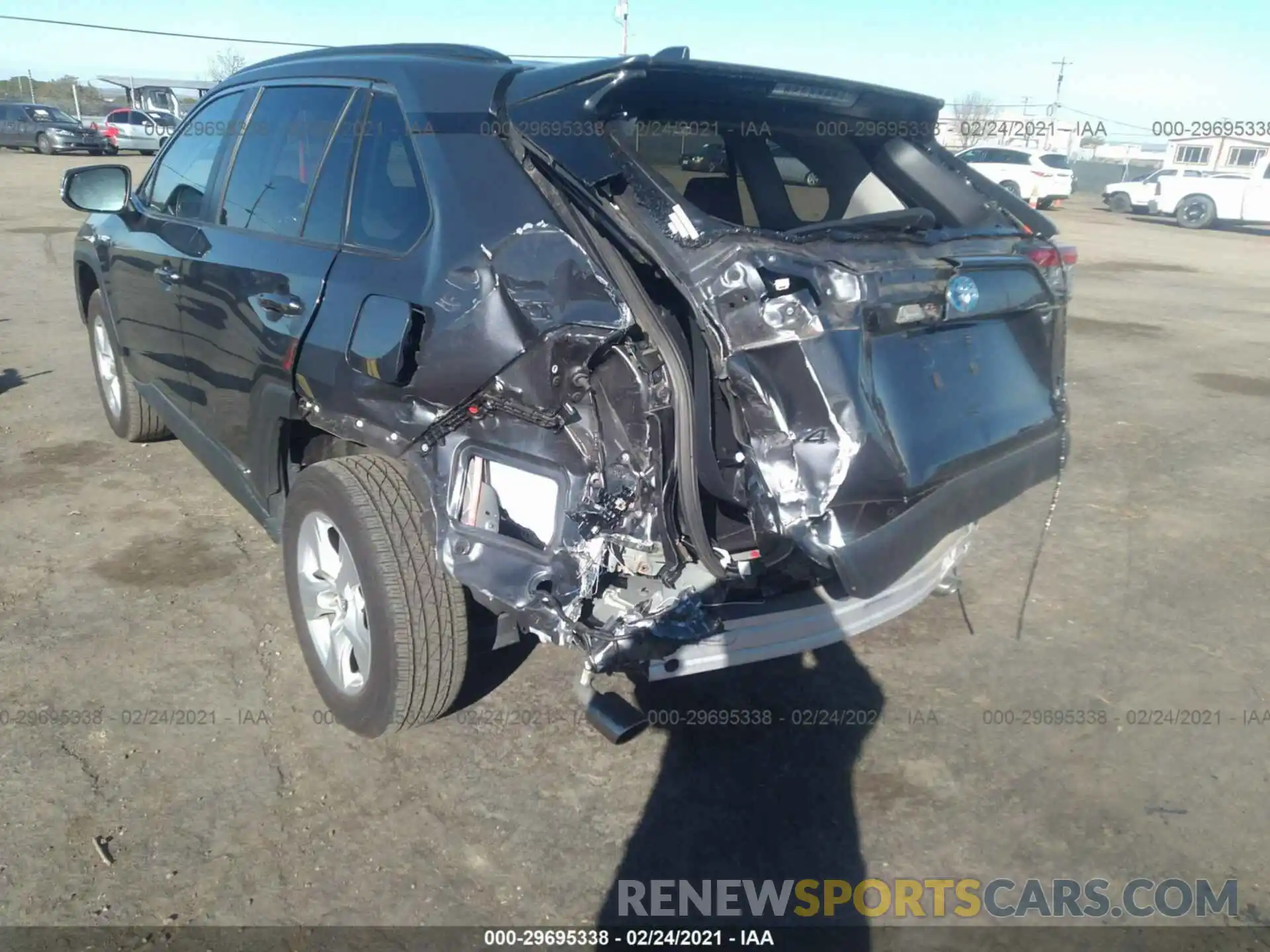 6 Photograph of a damaged car 2T3RWRFV3KW006841 TOYOTA RAV4 2019