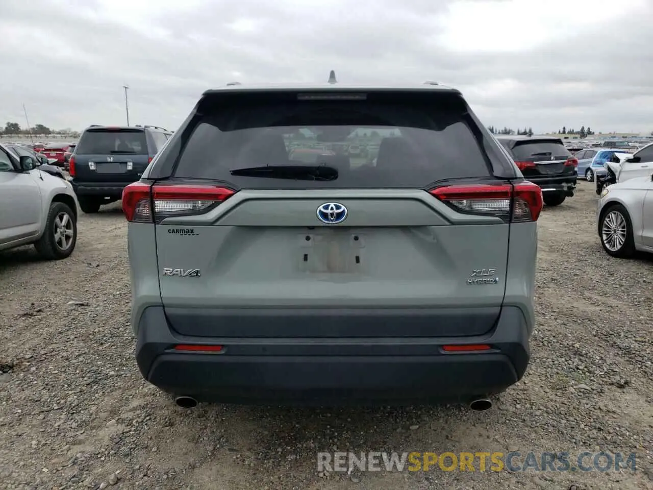 6 Photograph of a damaged car 2T3RWRFV3KW013546 TOYOTA RAV4 2019