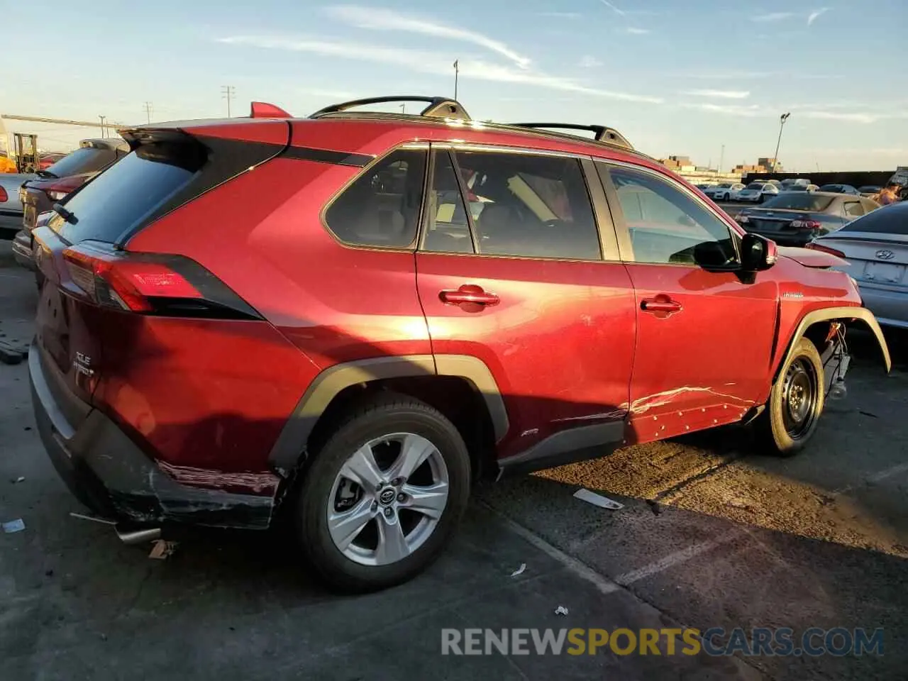 3 Photograph of a damaged car 2T3RWRFV3KW023249 TOYOTA RAV4 2019