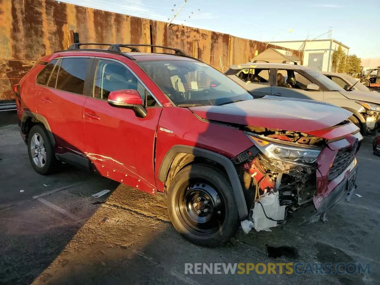4 Photograph of a damaged car 2T3RWRFV3KW023249 TOYOTA RAV4 2019