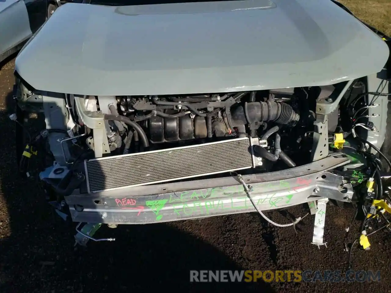 9 Photograph of a damaged car 2T3RWRFV3KW023316 TOYOTA RAV4 2019