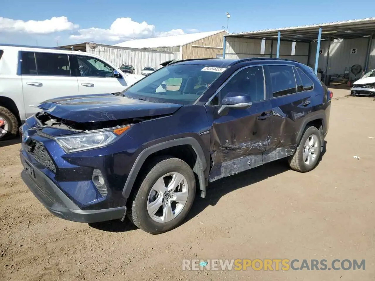 1 Photograph of a damaged car 2T3RWRFV3KW030668 TOYOTA RAV4 2019