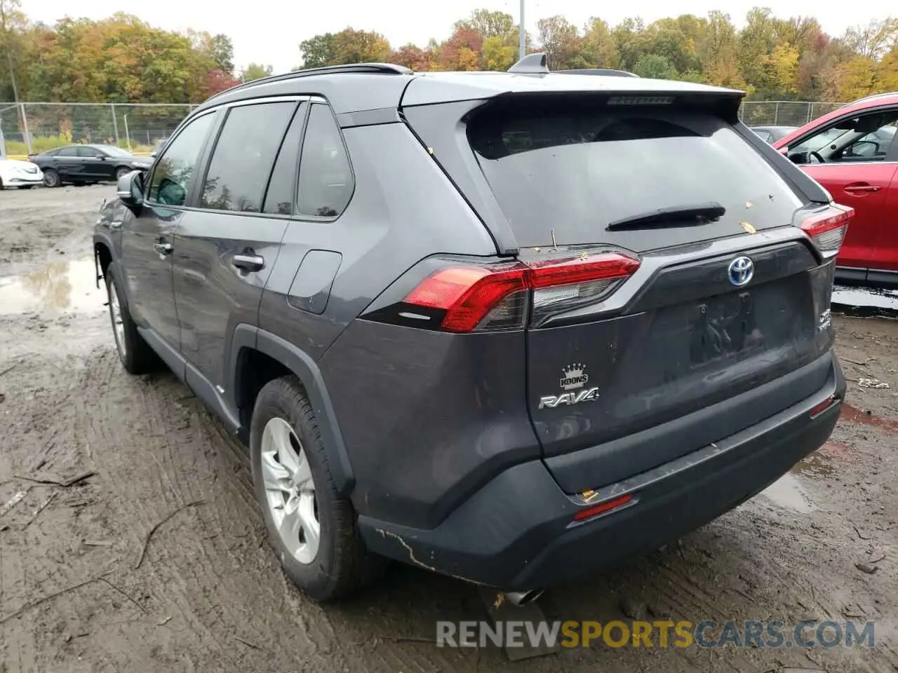 3 Photograph of a damaged car 2T3RWRFV3KW031528 TOYOTA RAV4 2019