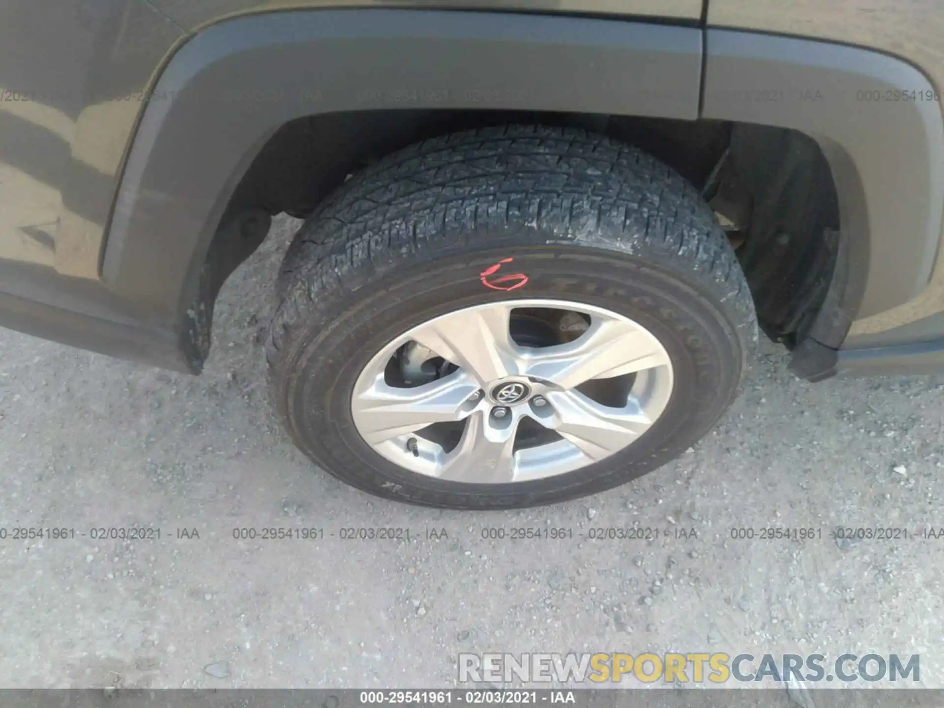 14 Photograph of a damaged car 2T3RWRFV3KW036311 TOYOTA RAV4 2019