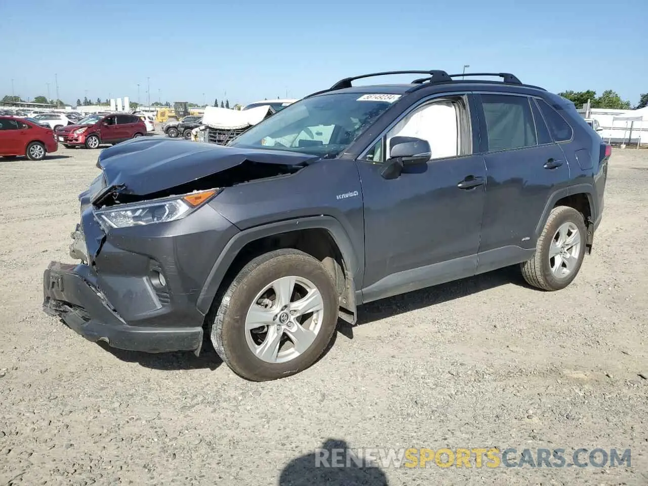 1 Photograph of a damaged car 2T3RWRFV4KW018271 TOYOTA RAV4 2019