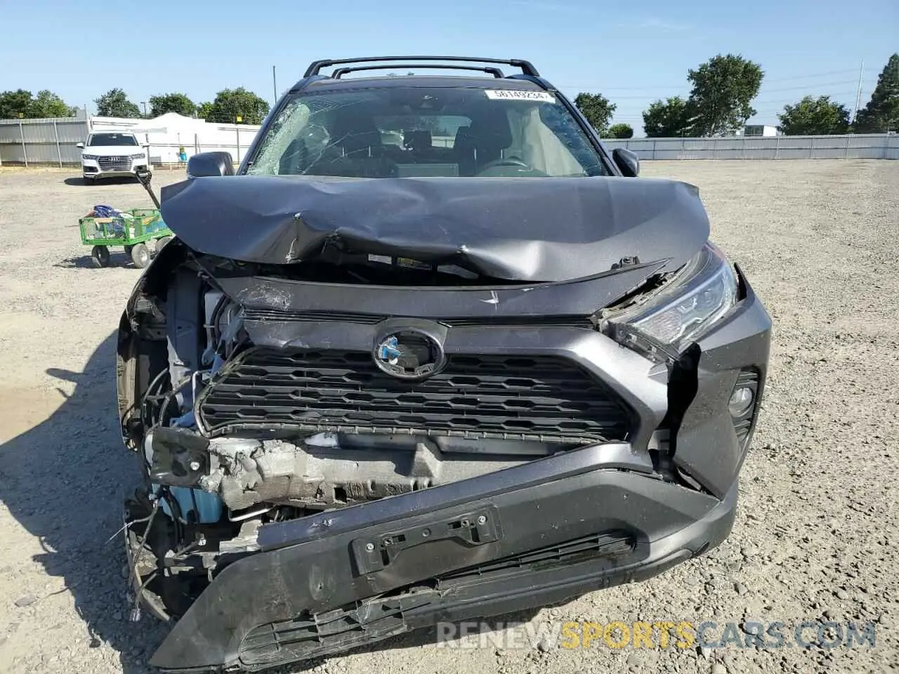 5 Photograph of a damaged car 2T3RWRFV4KW018271 TOYOTA RAV4 2019