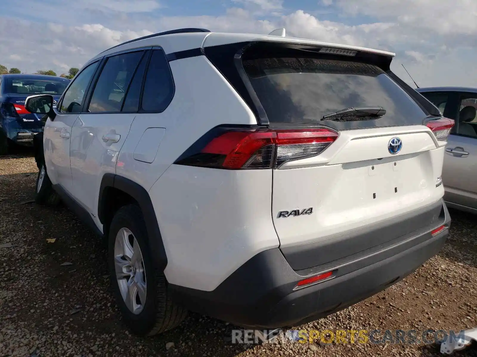 3 Photograph of a damaged car 2T3RWRFV4KW022191 TOYOTA RAV4 2019