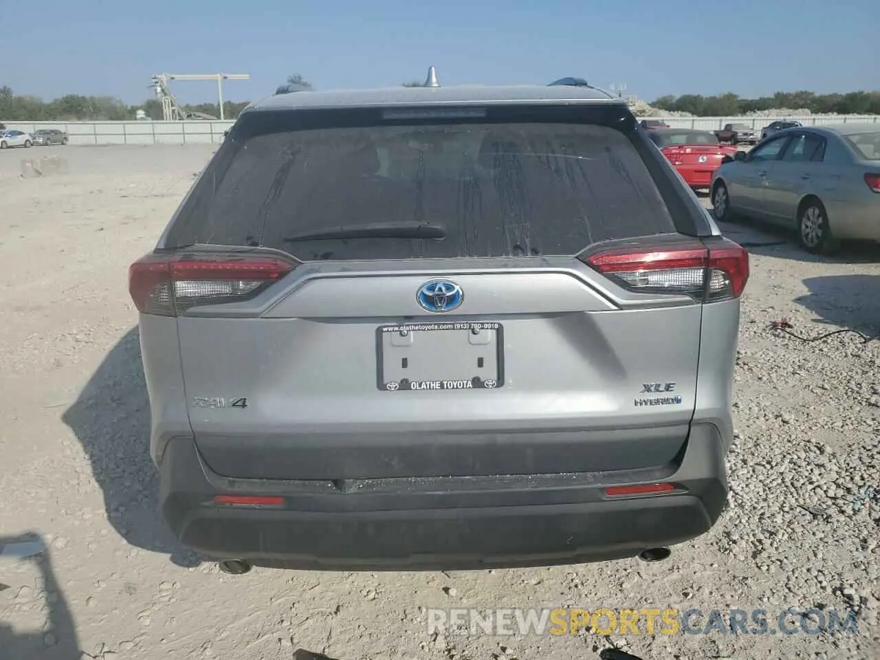 6 Photograph of a damaged car 2T3RWRFV4KW026239 TOYOTA RAV4 2019