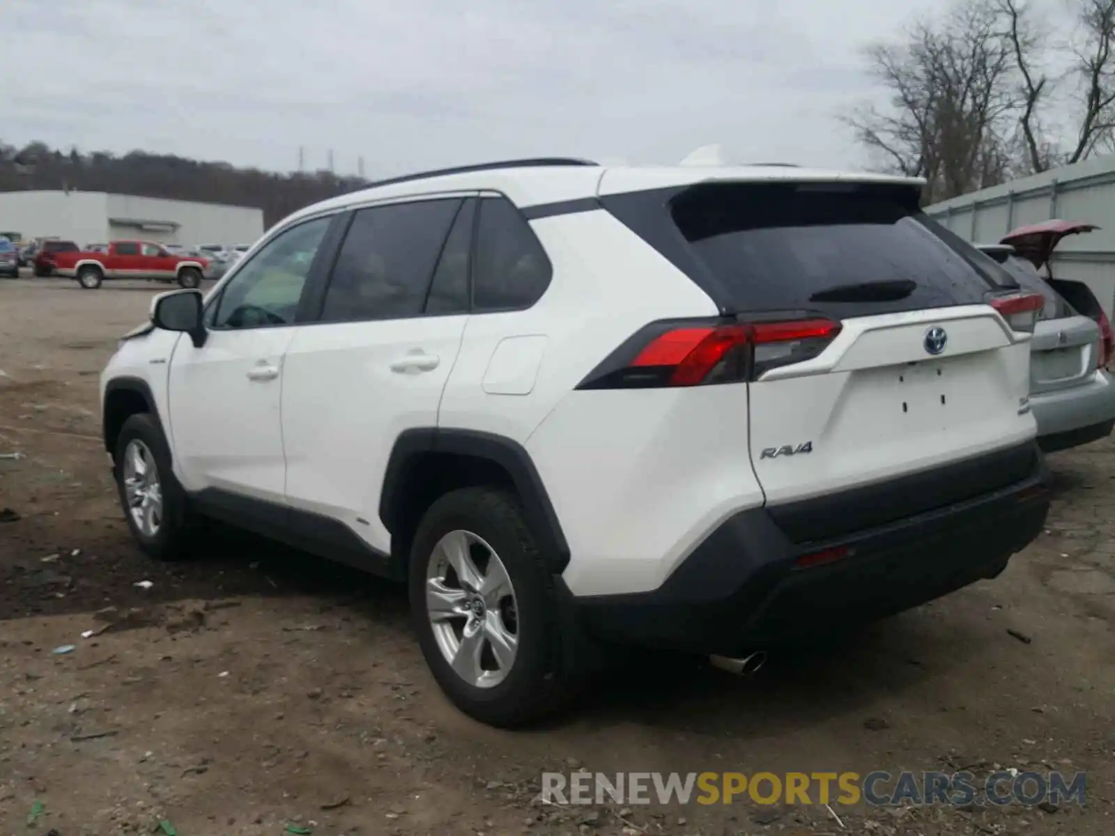 3 Photograph of a damaged car 2T3RWRFV5KW039923 TOYOTA RAV4 2019