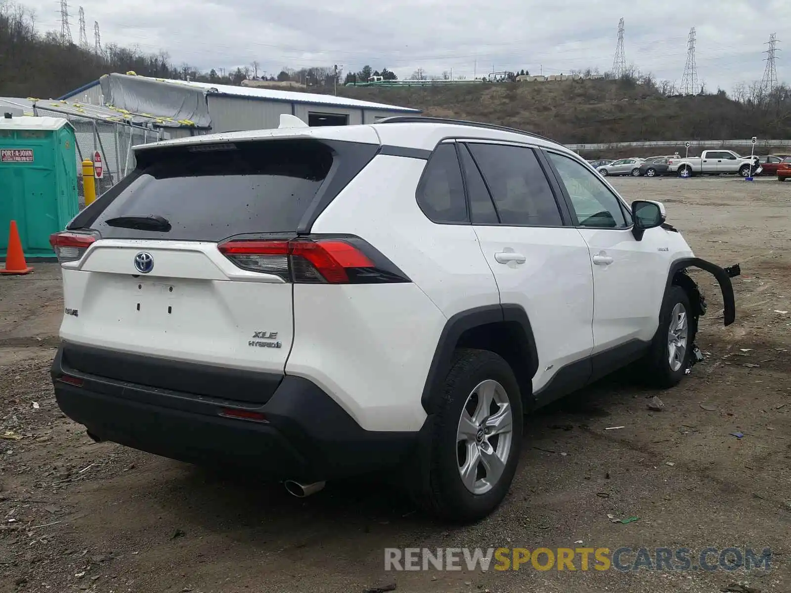 4 Photograph of a damaged car 2T3RWRFV5KW039923 TOYOTA RAV4 2019