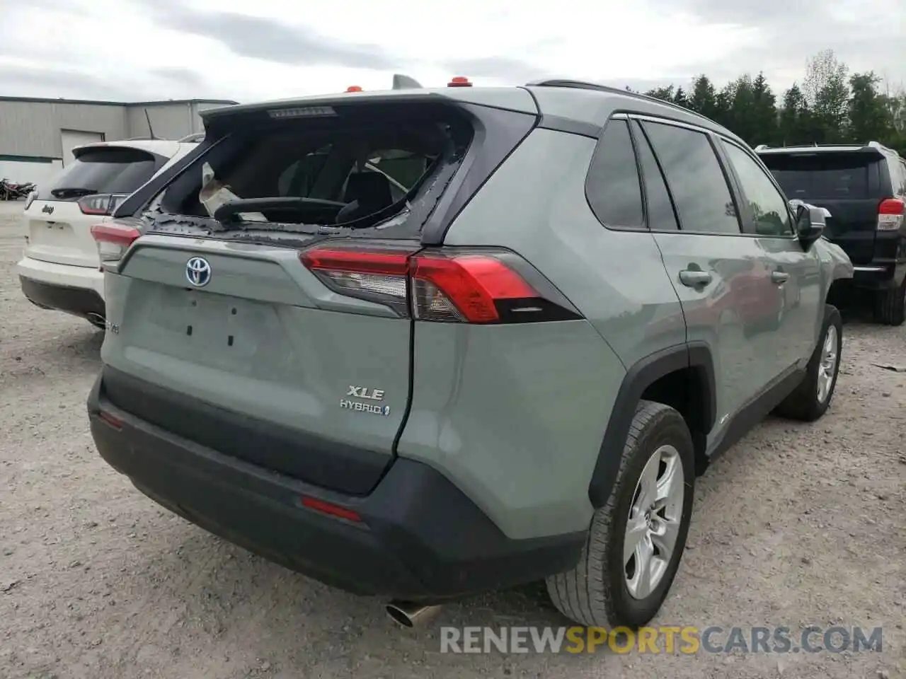 4 Photograph of a damaged car 2T3RWRFV5KW042028 TOYOTA RAV4 2019