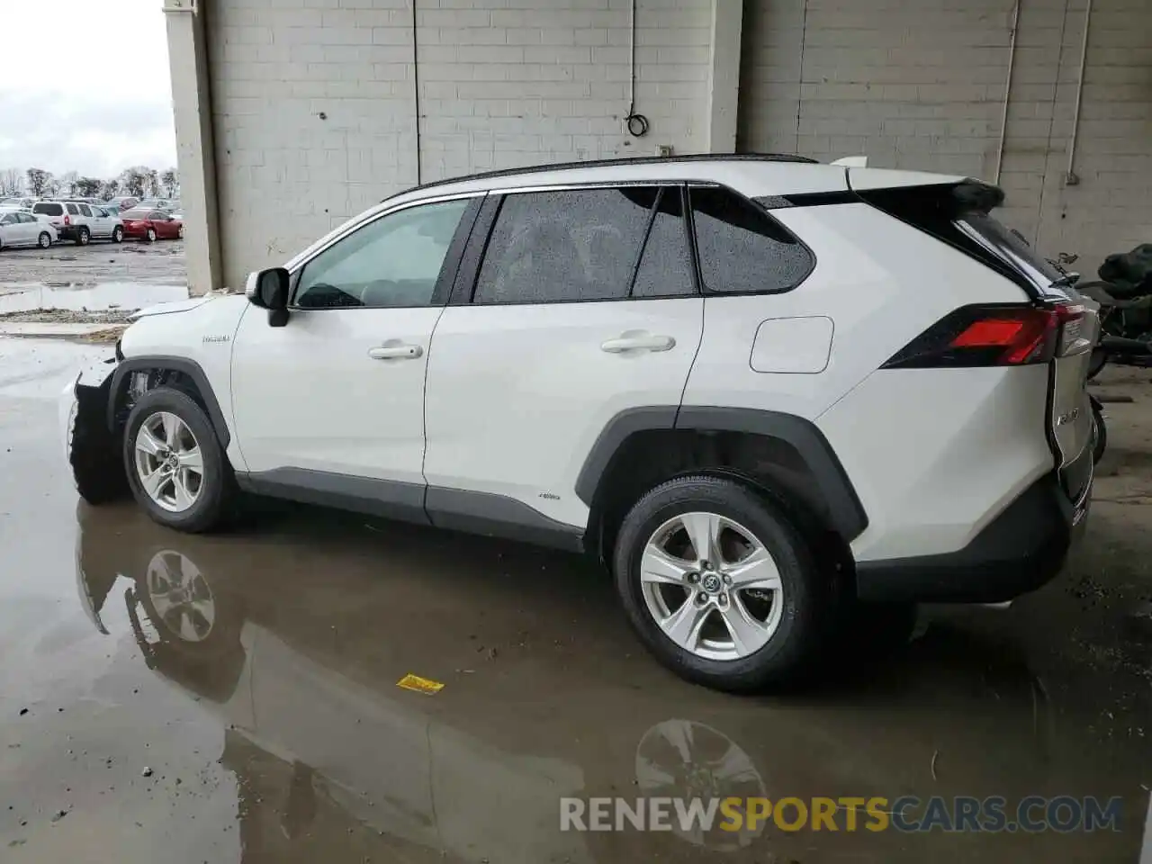 2 Photograph of a damaged car 2T3RWRFV7KW027031 TOYOTA RAV4 2019