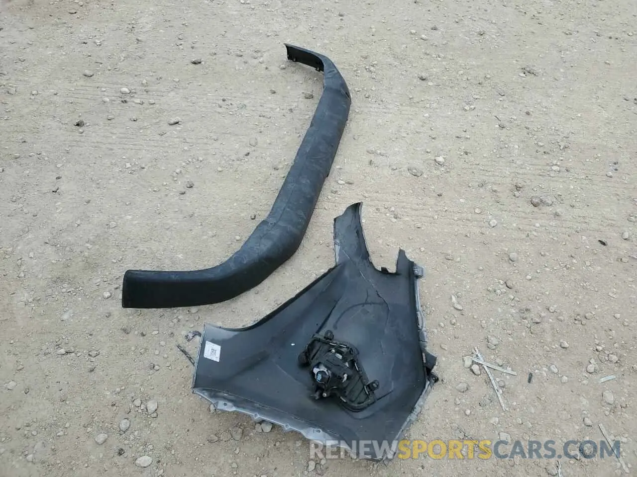 13 Photograph of a damaged car 2T3RWRFV8KW043447 TOYOTA RAV4 2019