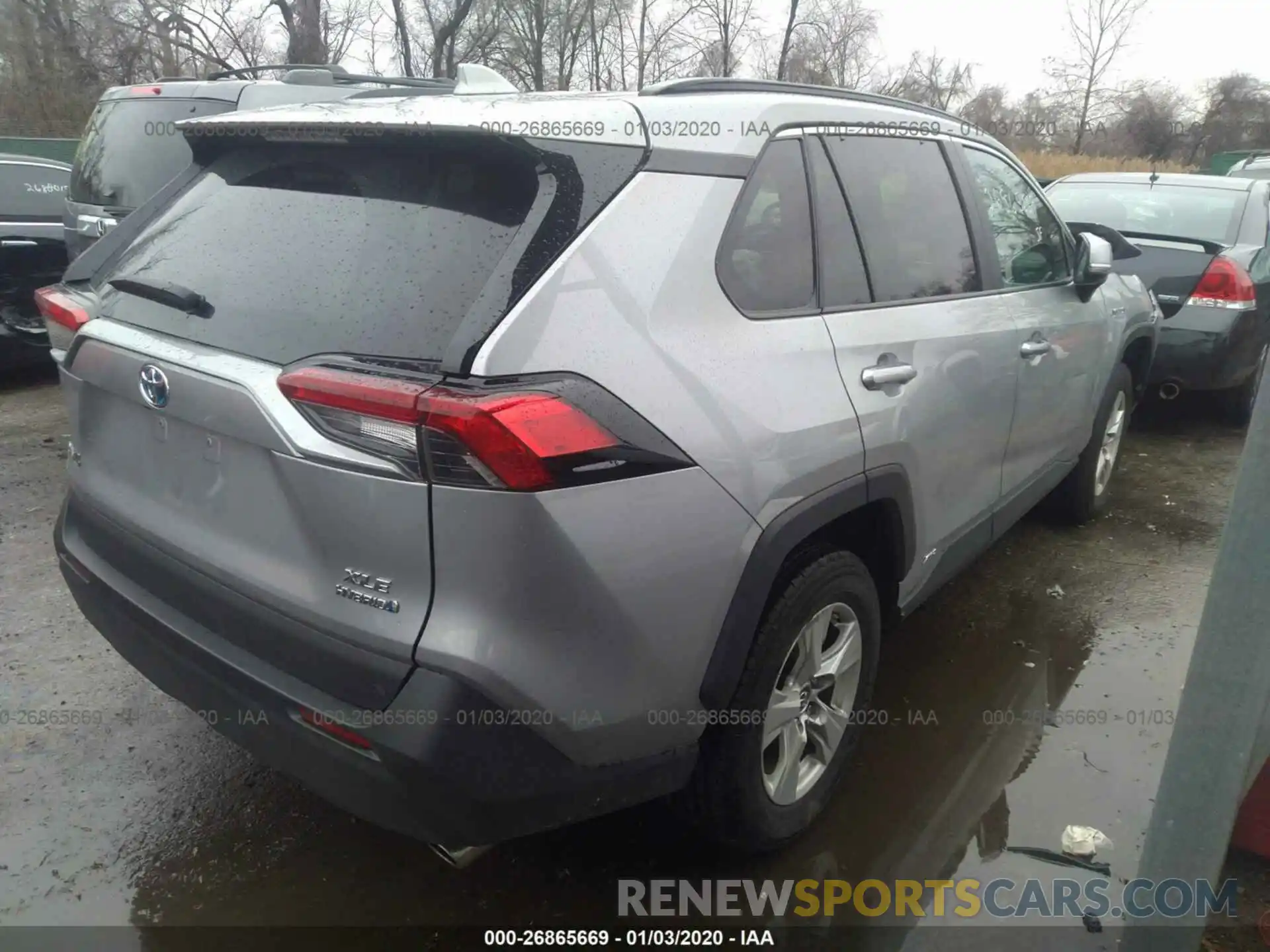 4 Photograph of a damaged car 2T3RWRFVXKW008831 TOYOTA RAV4 2019