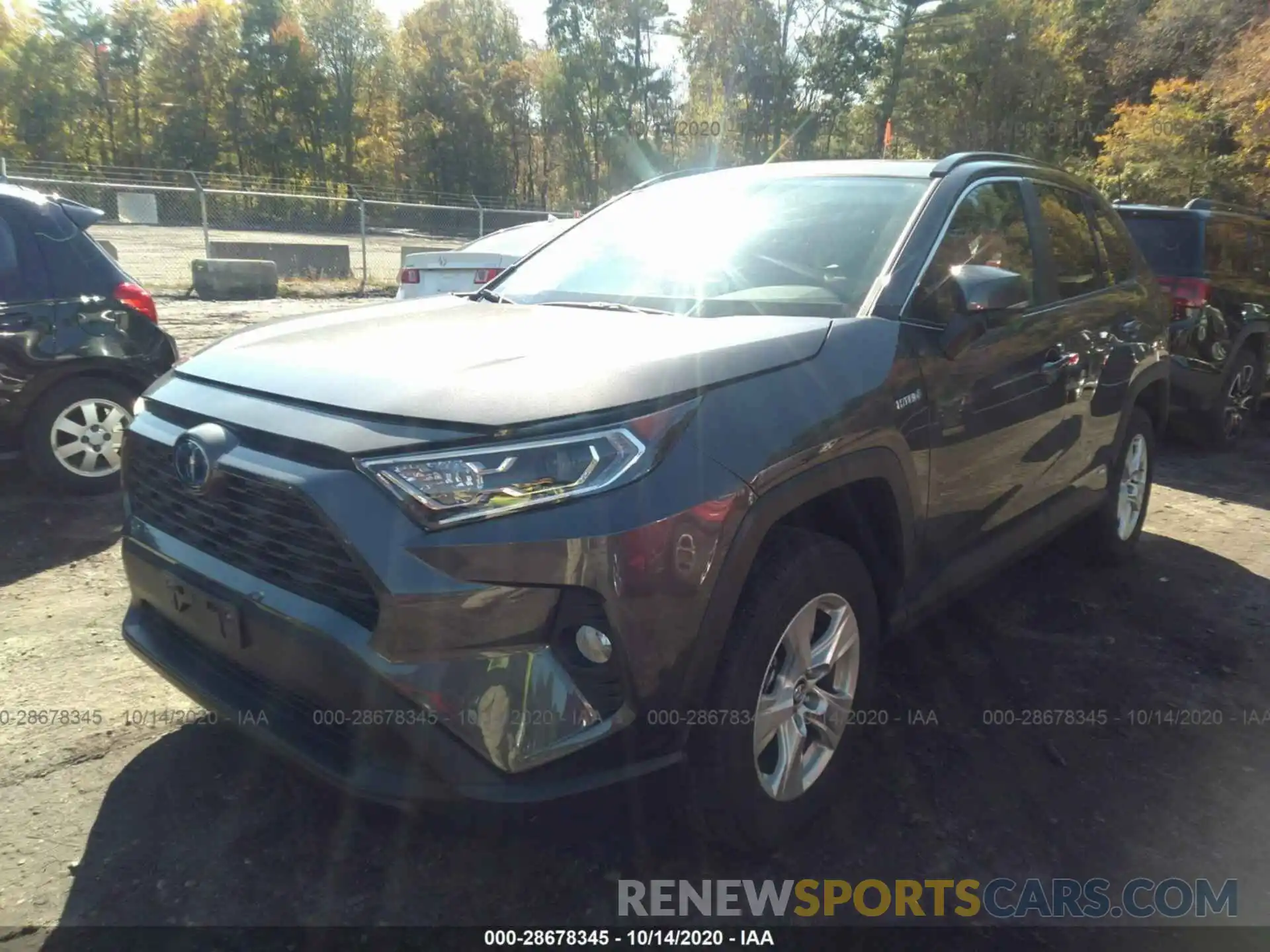 2 Photograph of a damaged car 2T3RWRFVXKW022213 TOYOTA RAV4 2019