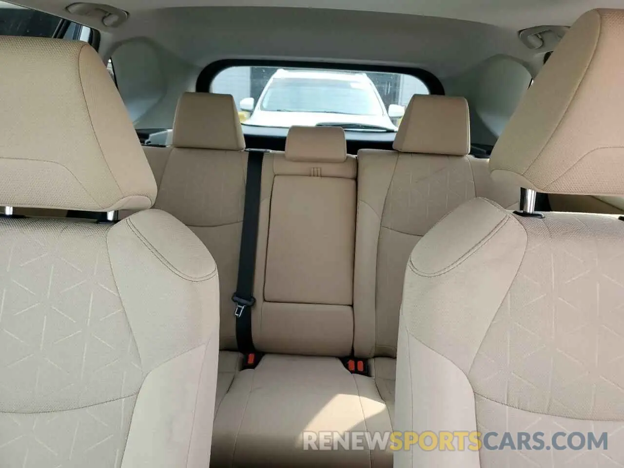 10 Photograph of a damaged car 2T3RWRFVXKW034684 TOYOTA RAV4 2019