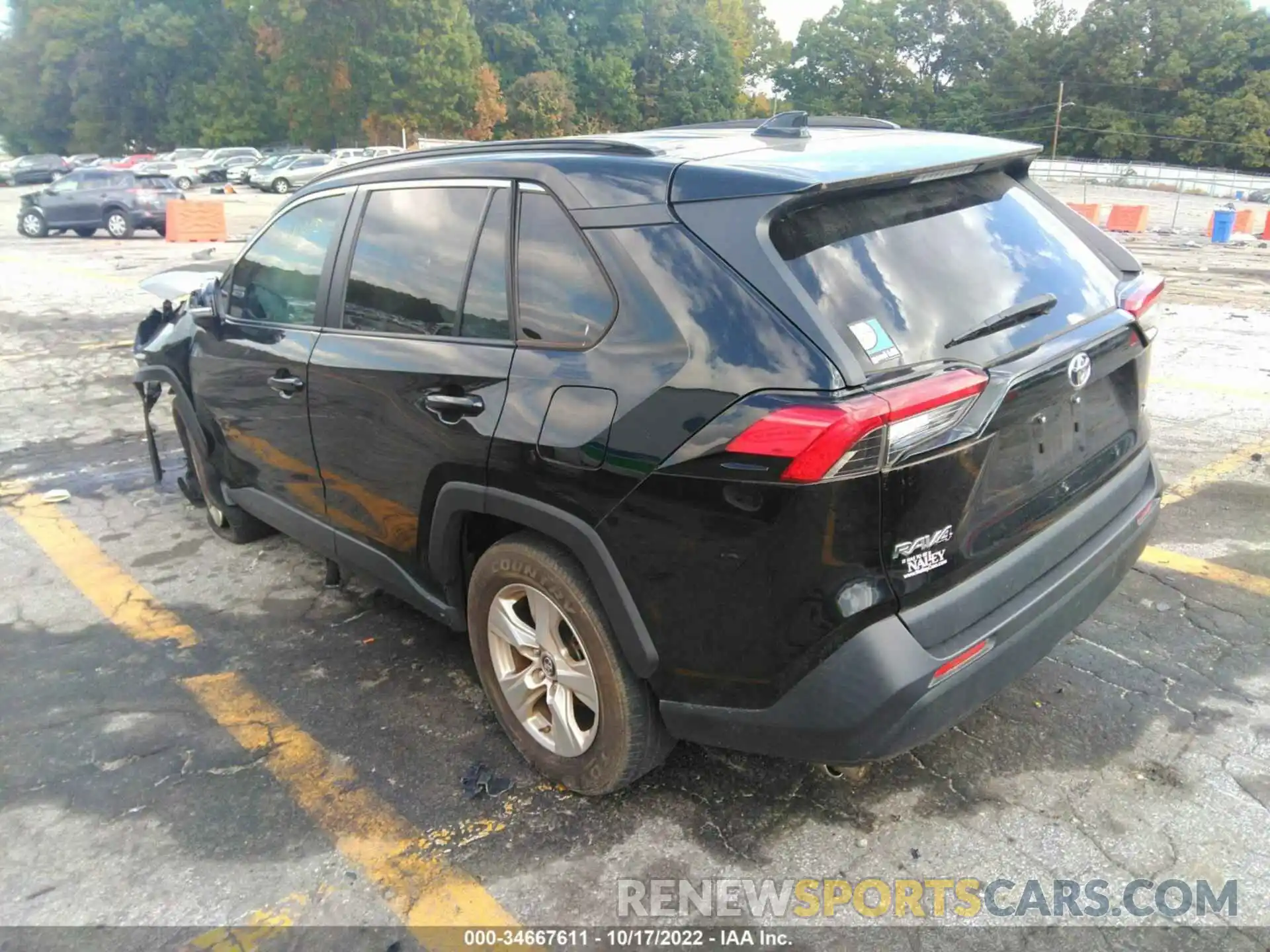 3 Photograph of a damaged car 2T3W1RFV0KC008789 TOYOTA RAV4 2019