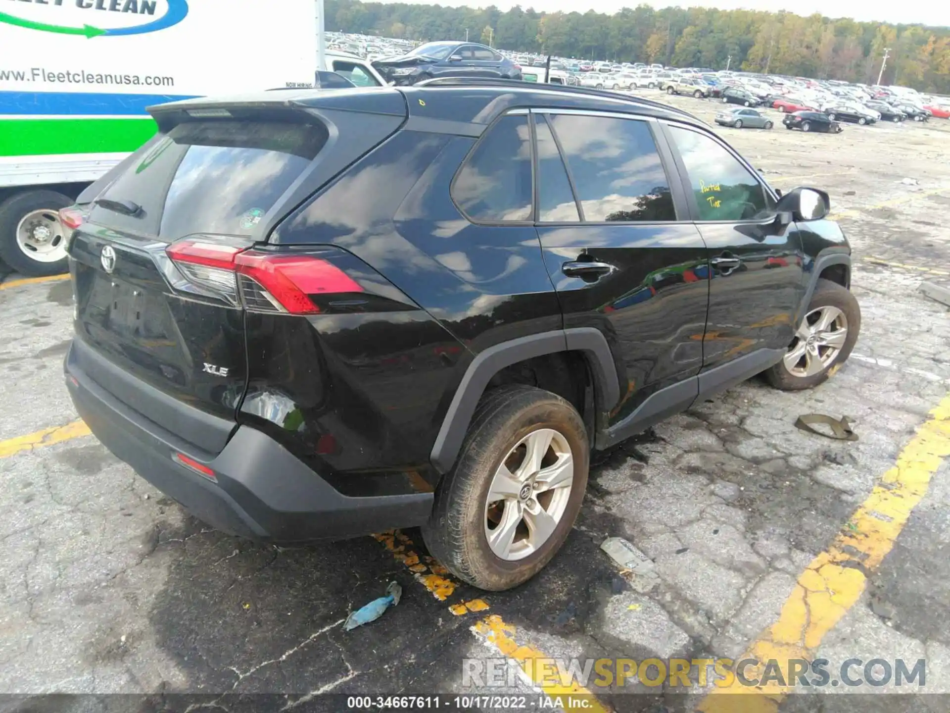 4 Photograph of a damaged car 2T3W1RFV0KC008789 TOYOTA RAV4 2019