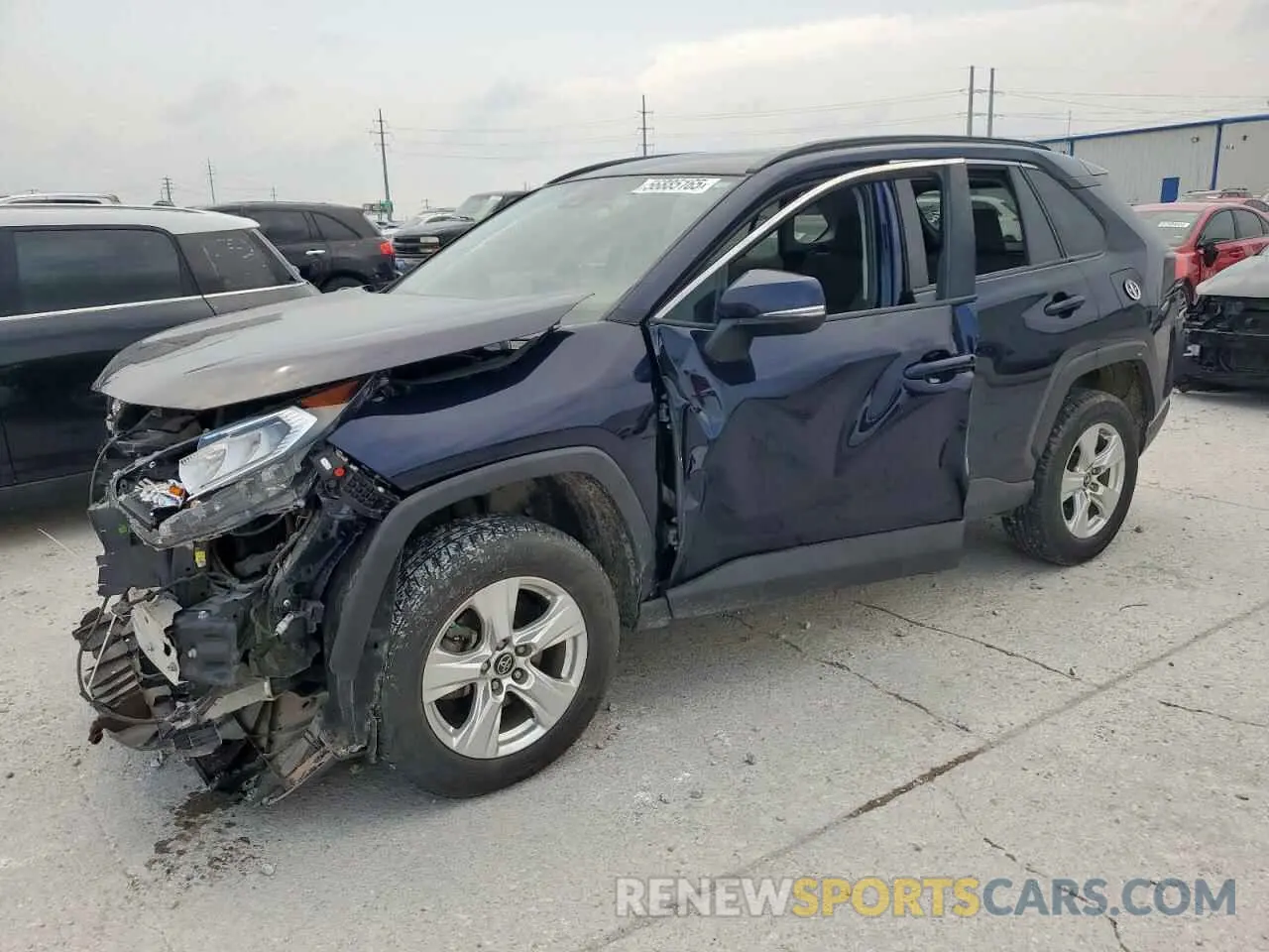 1 Photograph of a damaged car 2T3W1RFV0KC018223 TOYOTA RAV4 2019