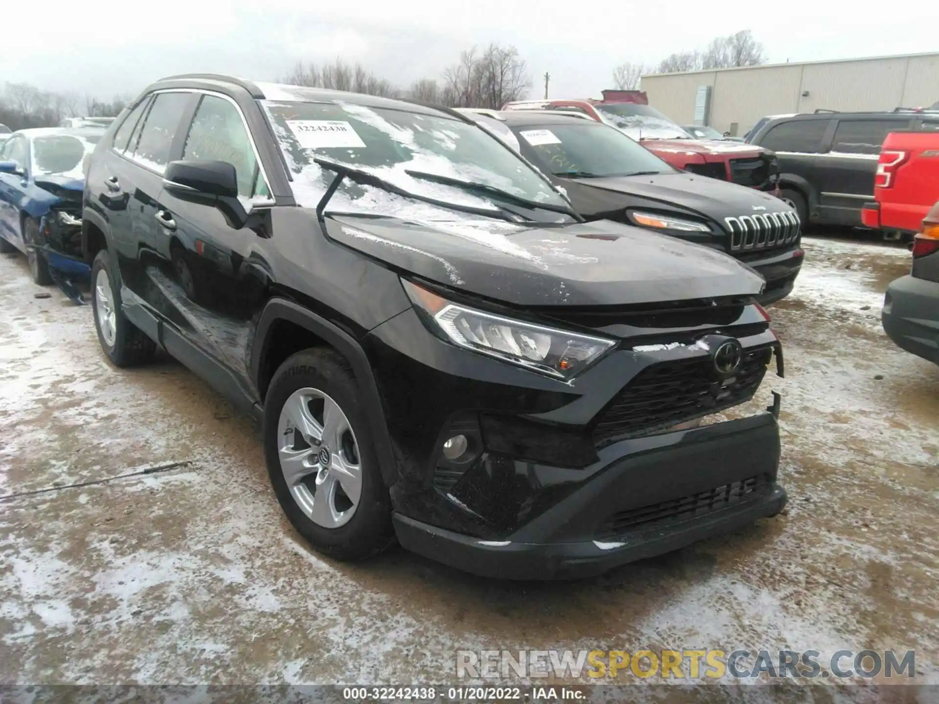 1 Photograph of a damaged car 2T3W1RFV0KC023437 TOYOTA RAV4 2019