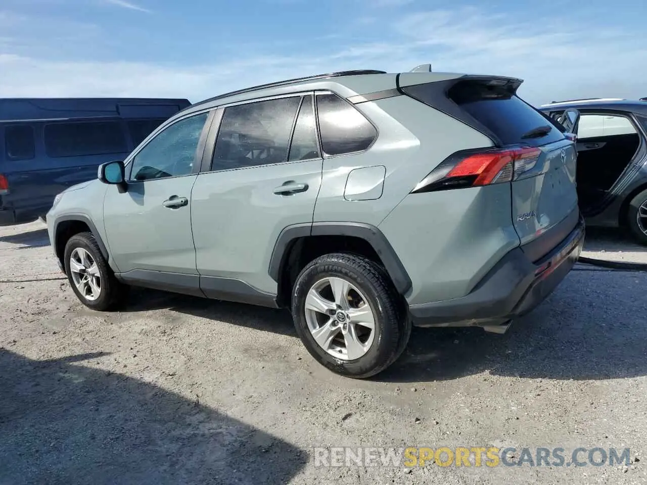 2 Photograph of a damaged car 2T3W1RFV0KC023745 TOYOTA RAV4 2019