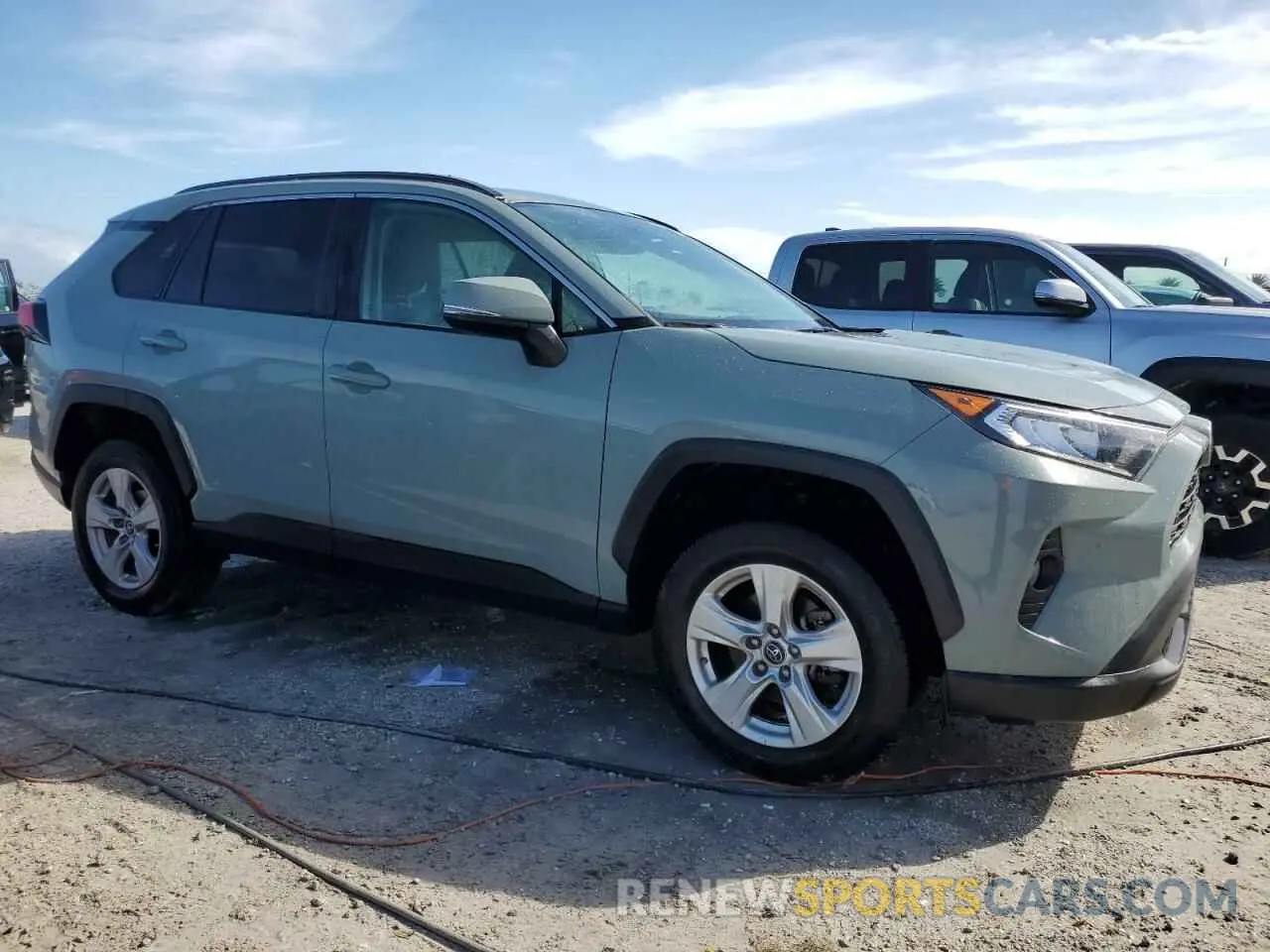 4 Photograph of a damaged car 2T3W1RFV0KC023745 TOYOTA RAV4 2019