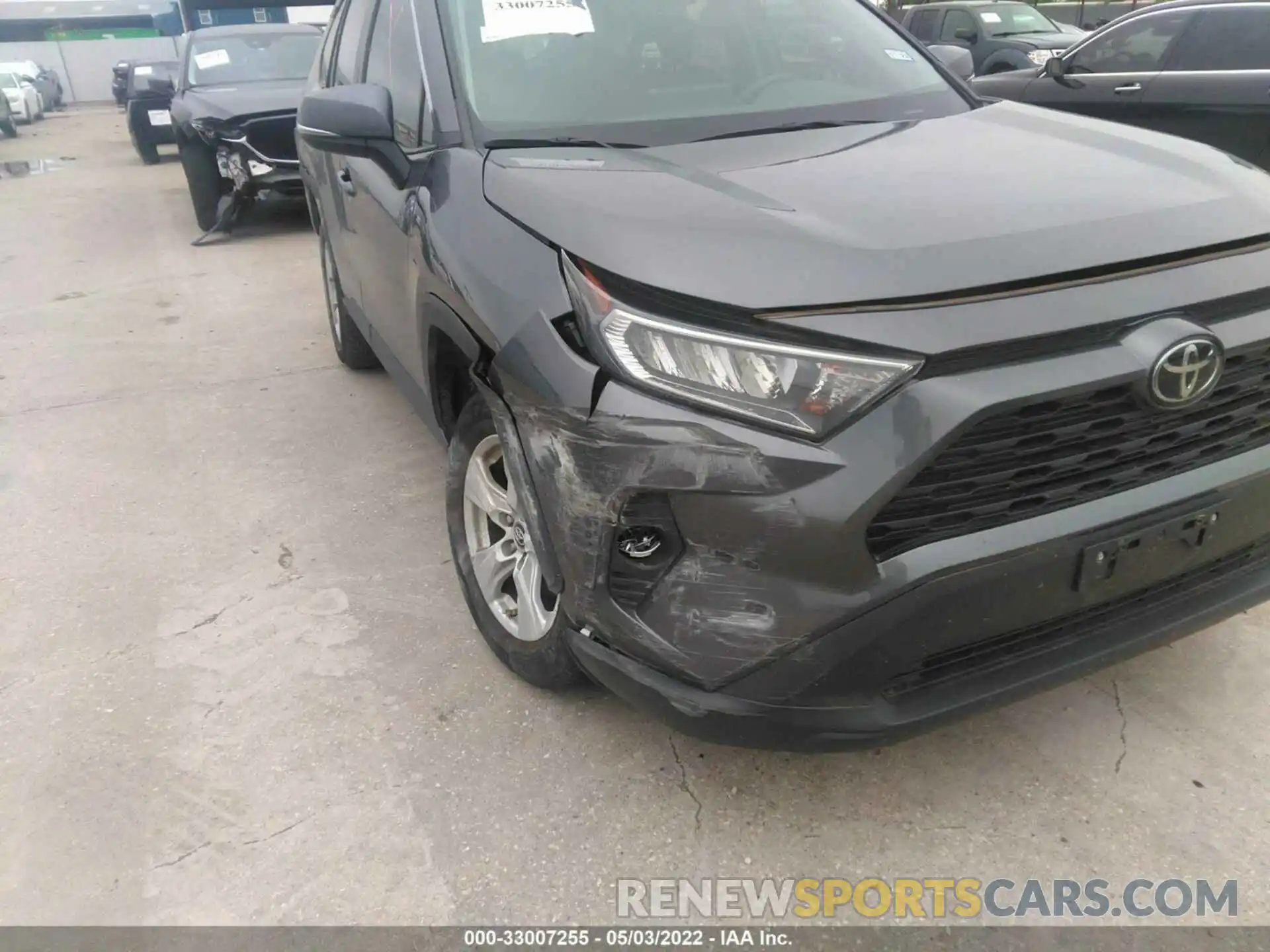 6 Photograph of a damaged car 2T3W1RFV0KC031733 TOYOTA RAV4 2019