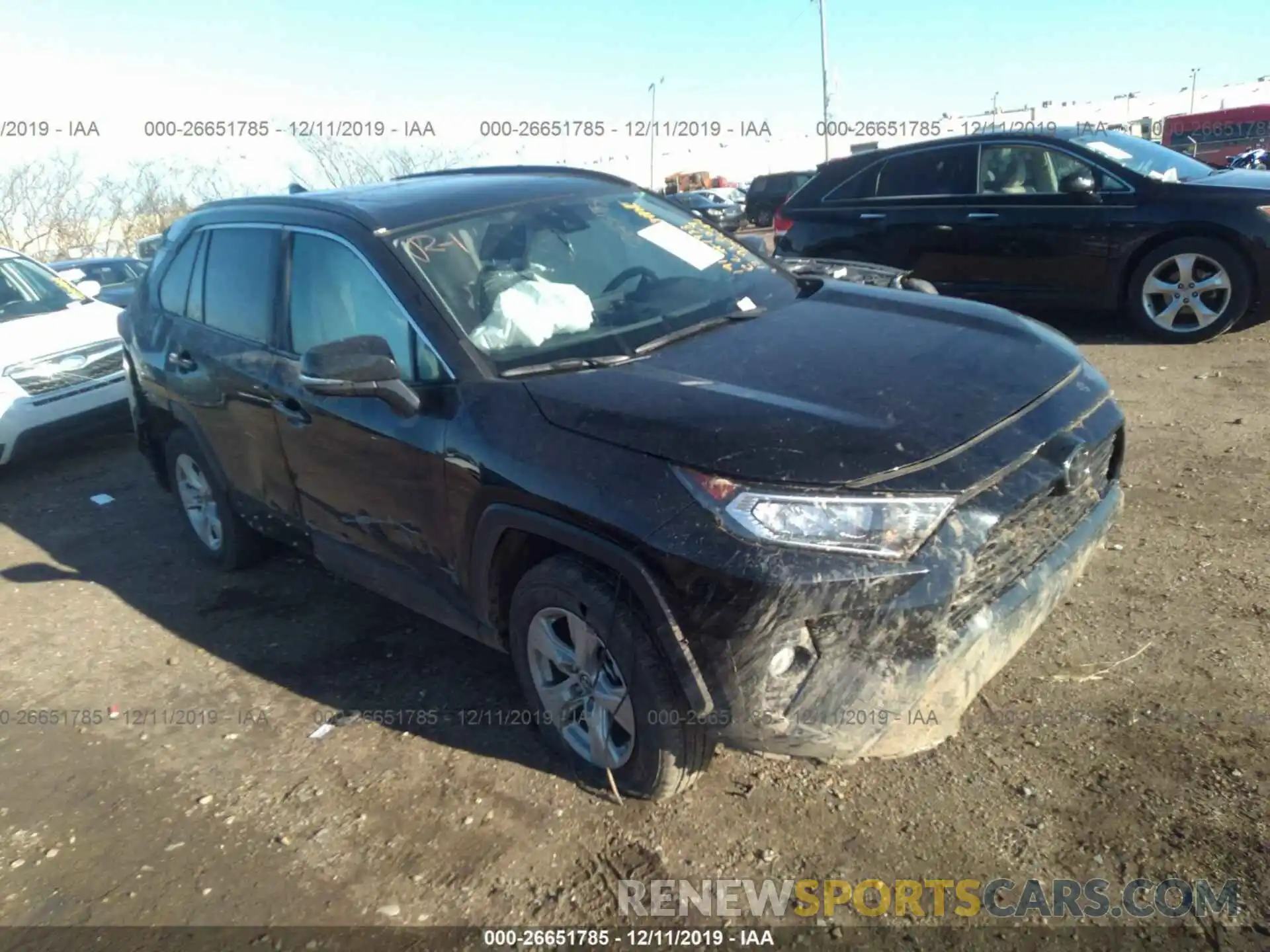 1 Photograph of a damaged car 2T3W1RFV0KW007186 TOYOTA RAV4 2019