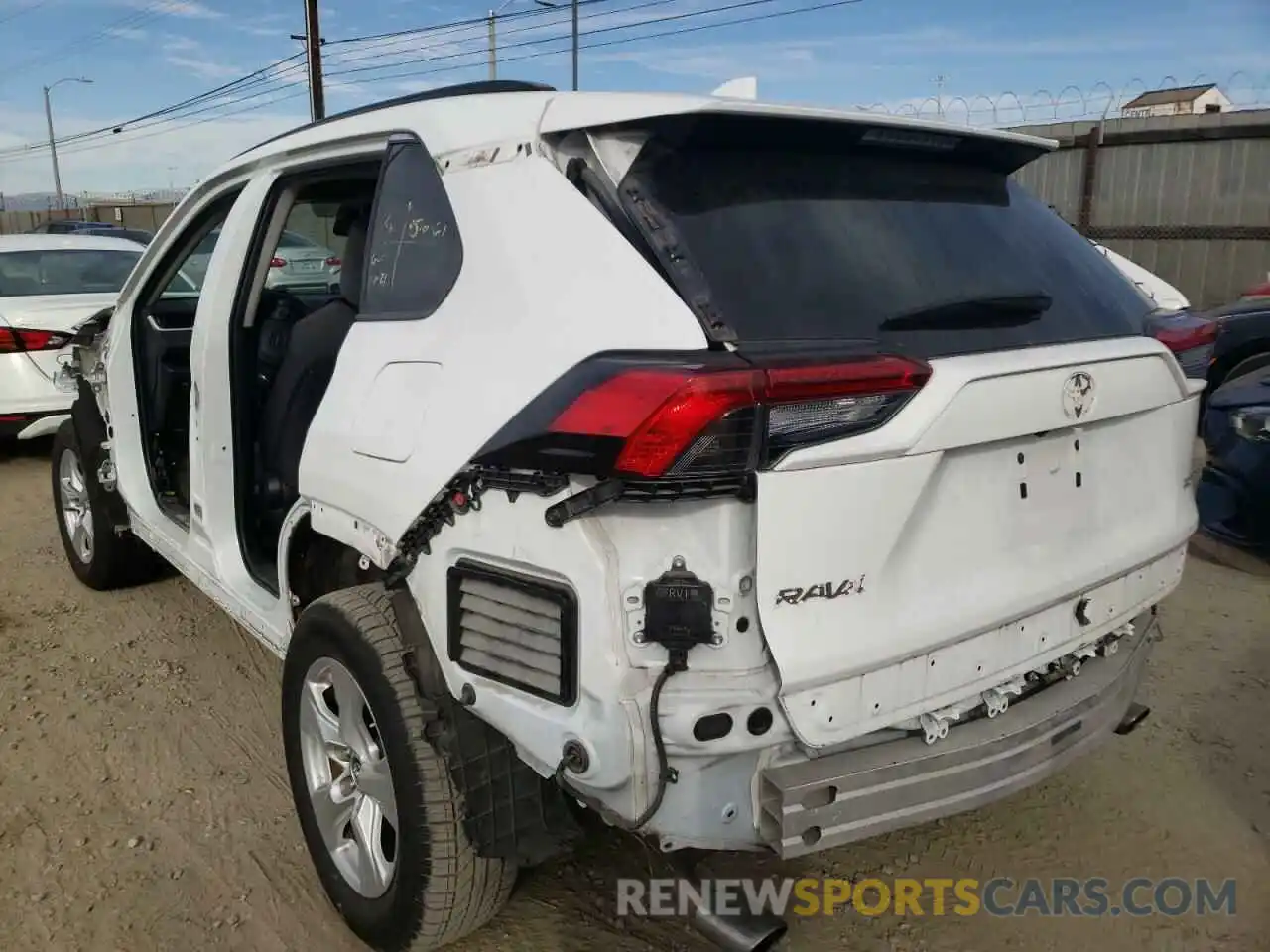 3 Photograph of a damaged car 2T3W1RFV0KW011335 TOYOTA RAV4 2019