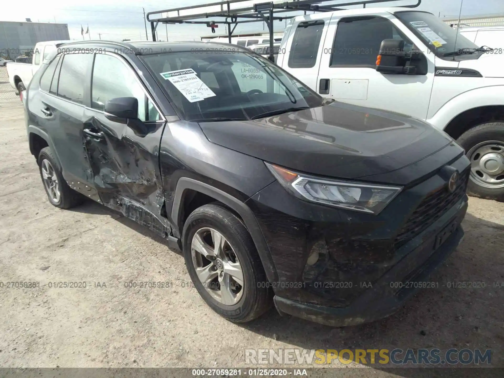 1 Photograph of a damaged car 2T3W1RFV0KW013120 TOYOTA RAV4 2019