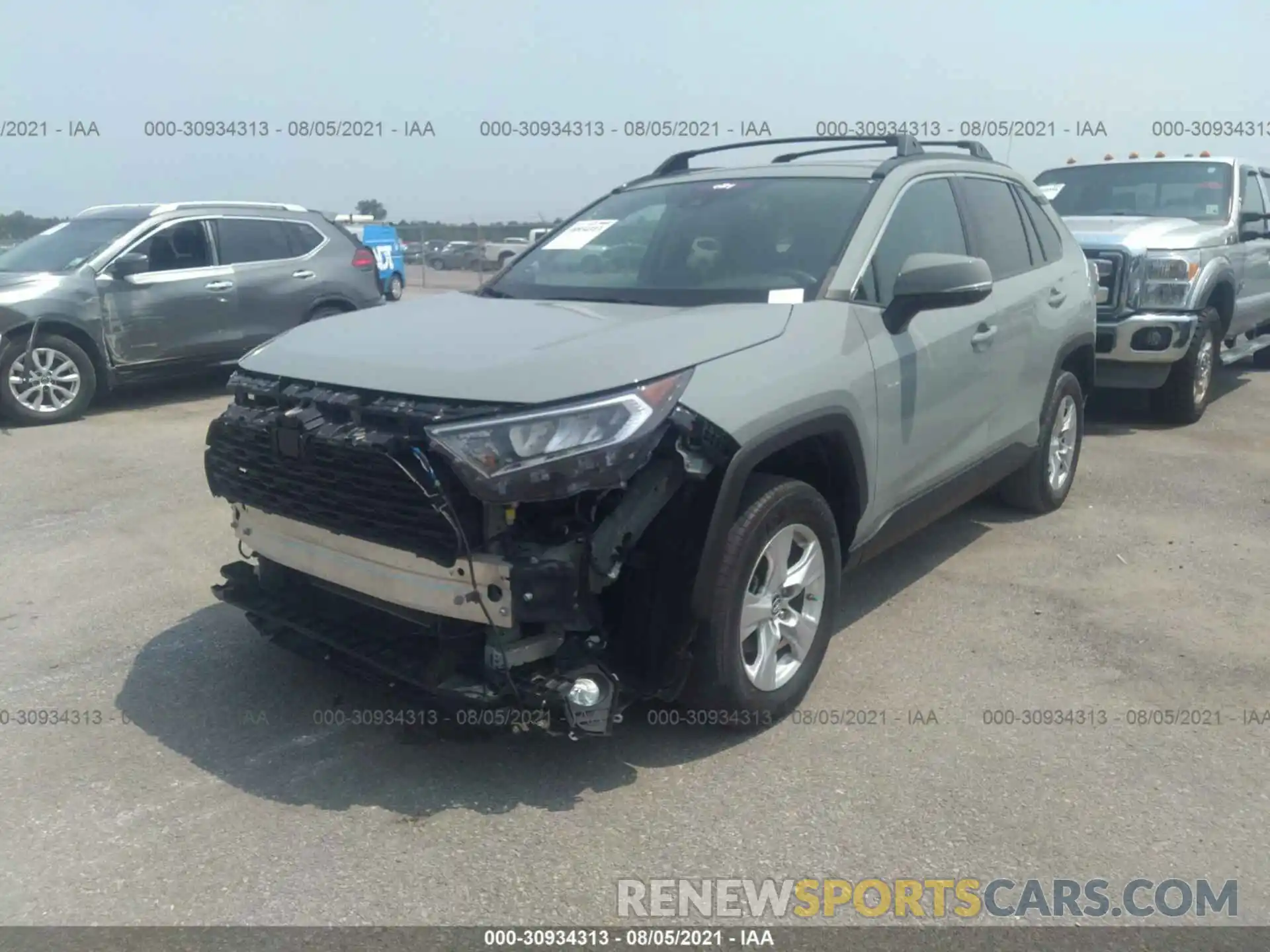 2 Photograph of a damaged car 2T3W1RFV0KW020455 TOYOTA RAV4 2019