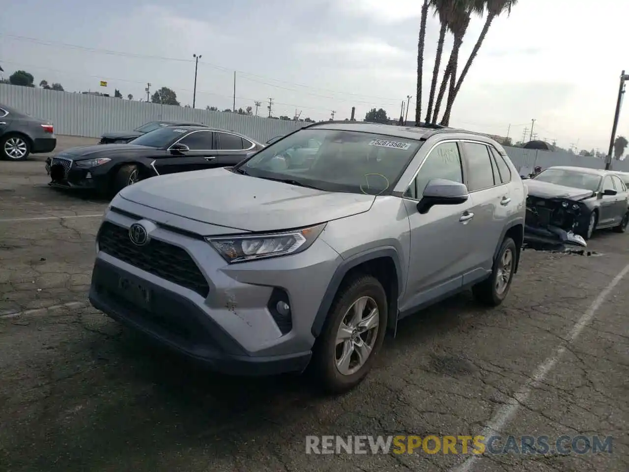 2 Photograph of a damaged car 2T3W1RFV0KW026031 TOYOTA RAV4 2019