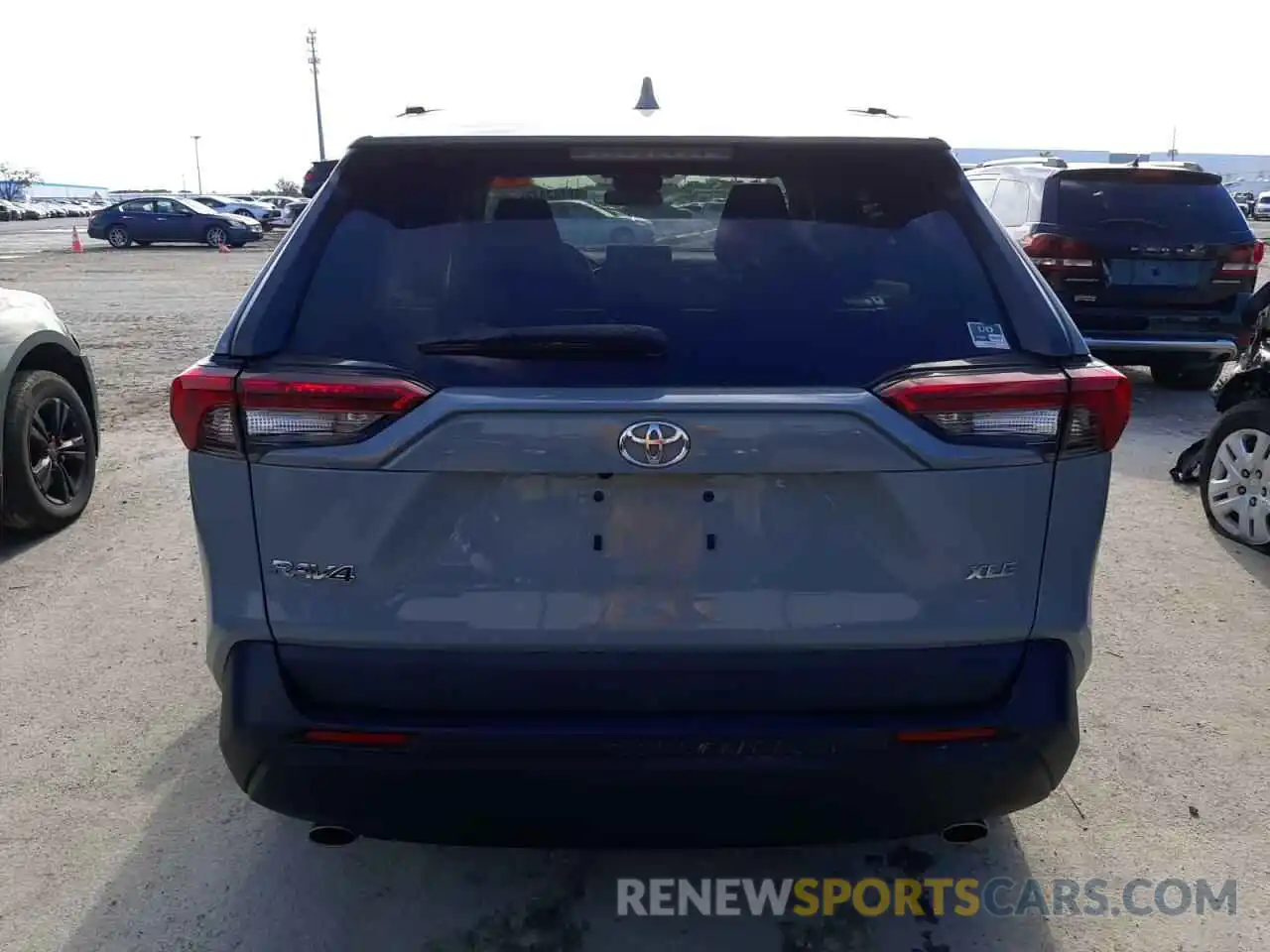 6 Photograph of a damaged car 2T3W1RFV0KW048997 TOYOTA RAV4 2019