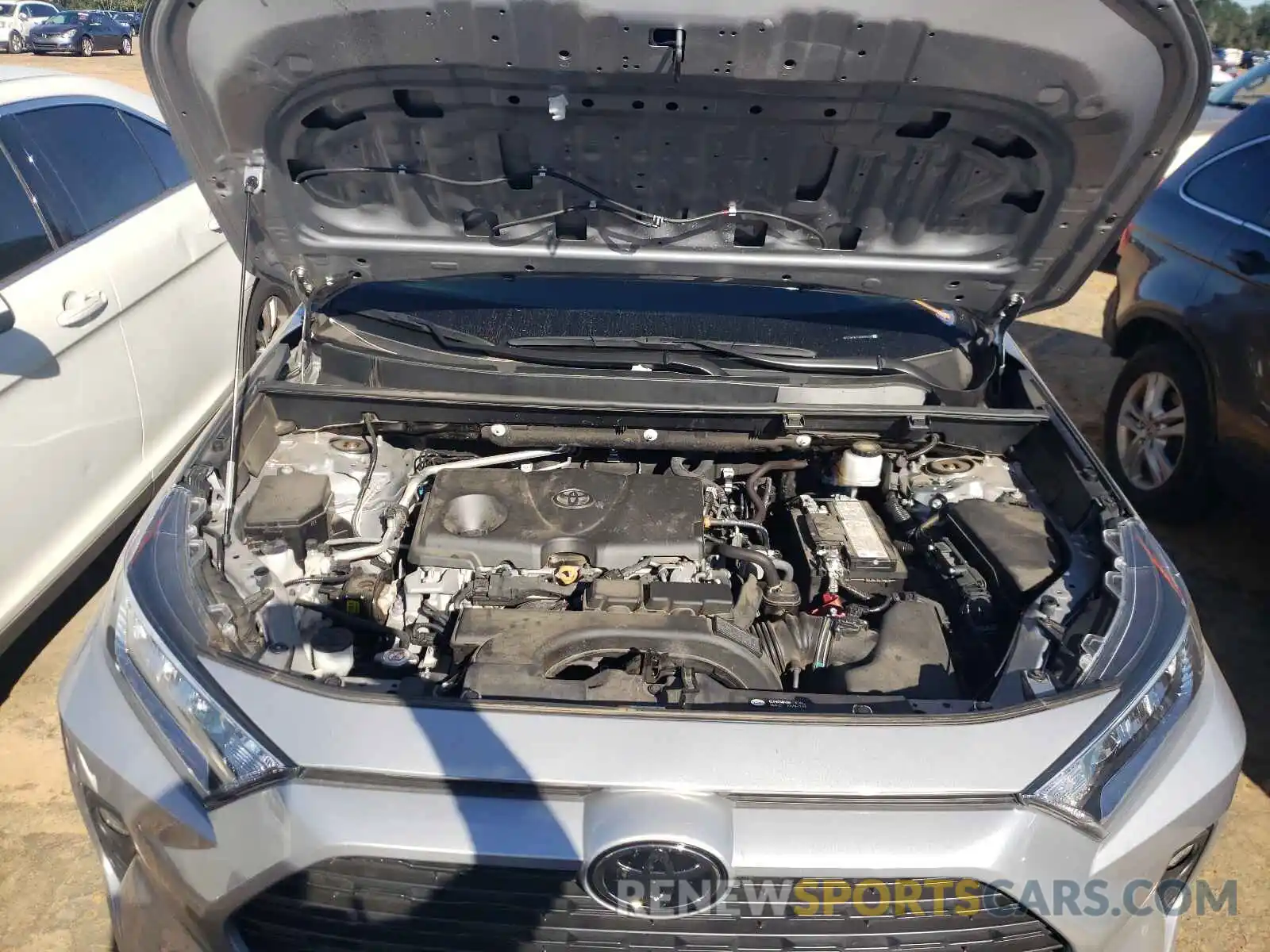 7 Photograph of a damaged car 2T3W1RFV0KW056159 TOYOTA RAV4 2019