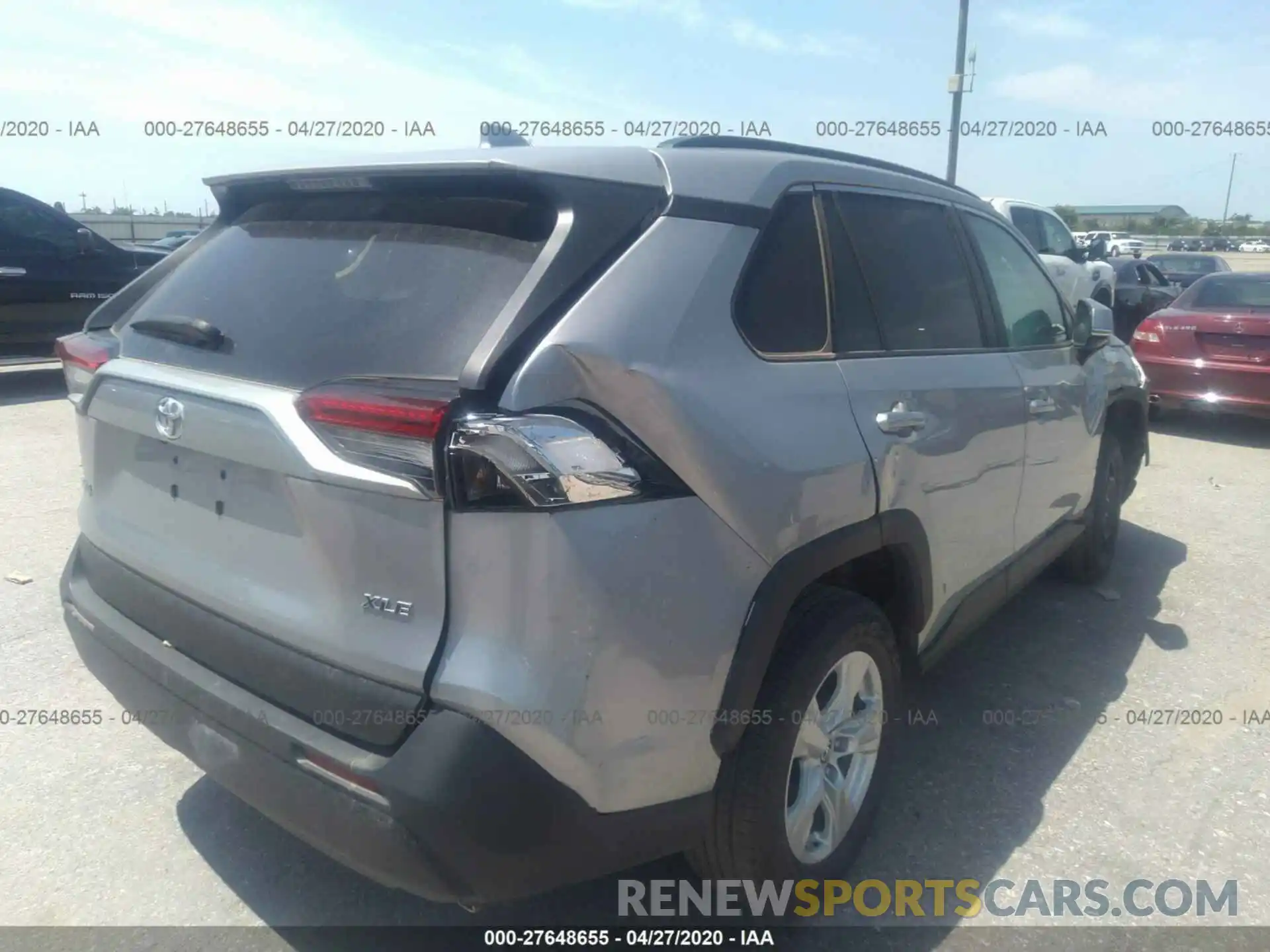 4 Photograph of a damaged car 2T3W1RFV1KC003620 TOYOTA RAV4 2019