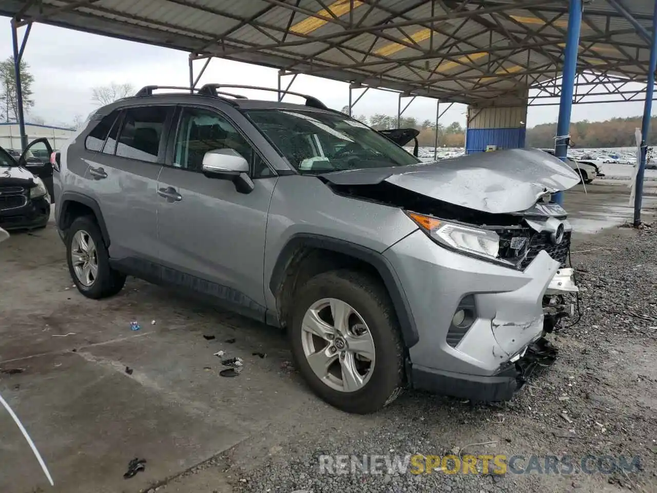 4 Photograph of a damaged car 2T3W1RFV1KC015251 TOYOTA RAV4 2019