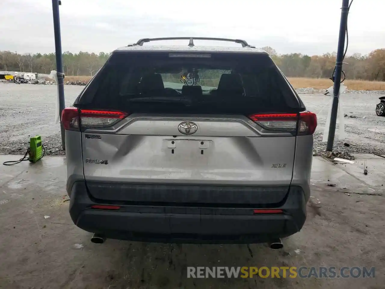 6 Photograph of a damaged car 2T3W1RFV1KC015251 TOYOTA RAV4 2019