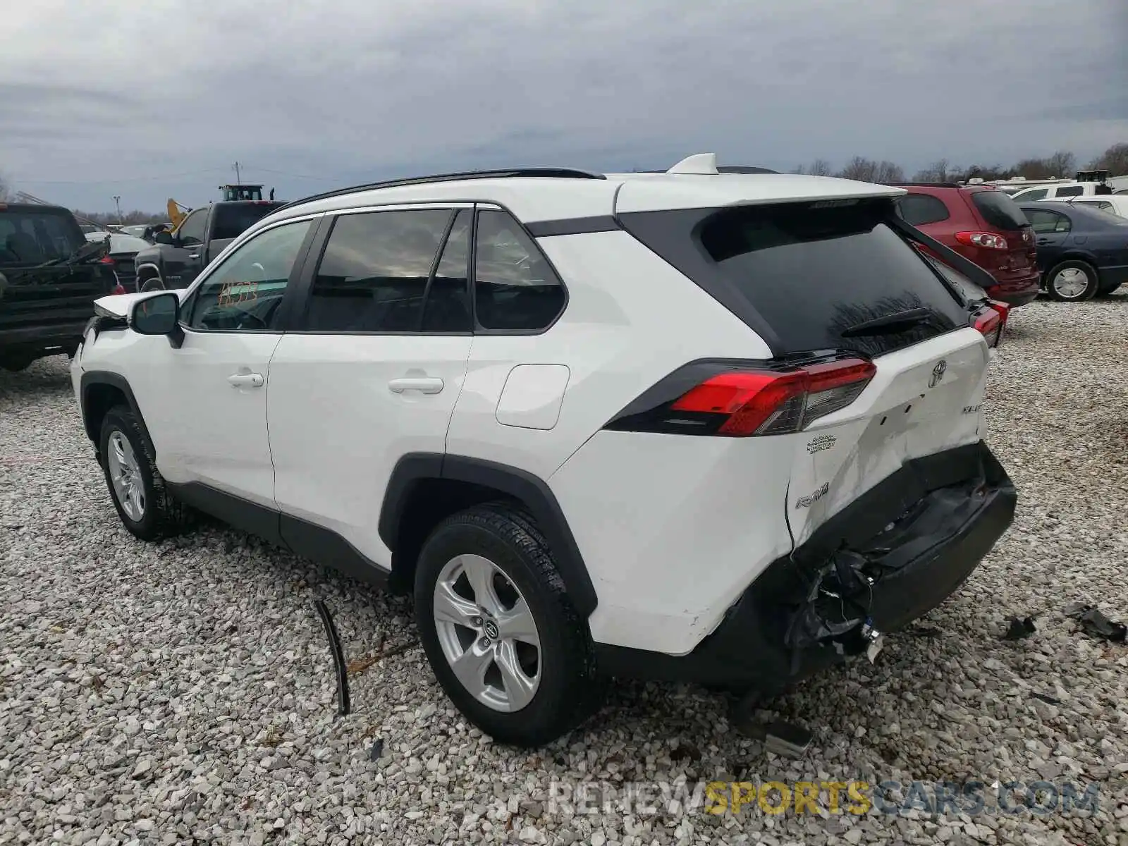 3 Photograph of a damaged car 2T3W1RFV1KC021034 TOYOTA RAV4 2019