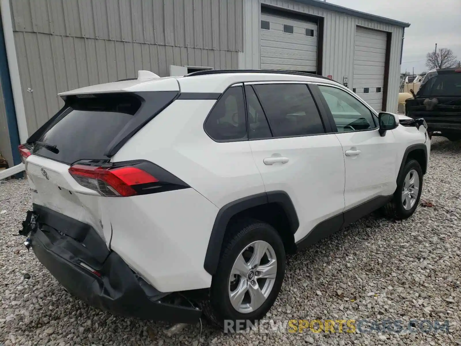 4 Photograph of a damaged car 2T3W1RFV1KC021034 TOYOTA RAV4 2019