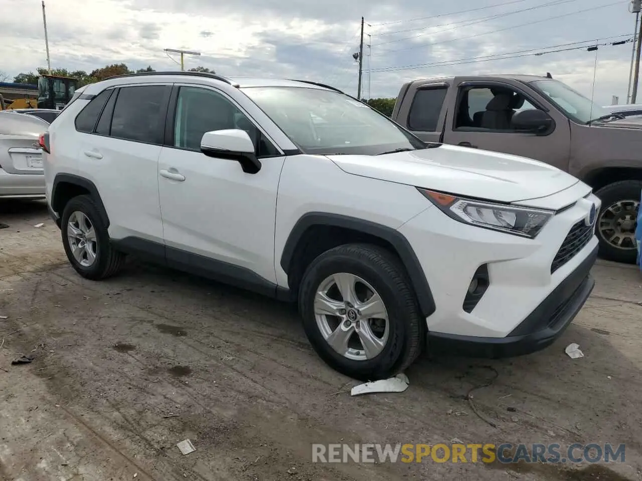 4 Photograph of a damaged car 2T3W1RFV1KC030428 TOYOTA RAV4 2019