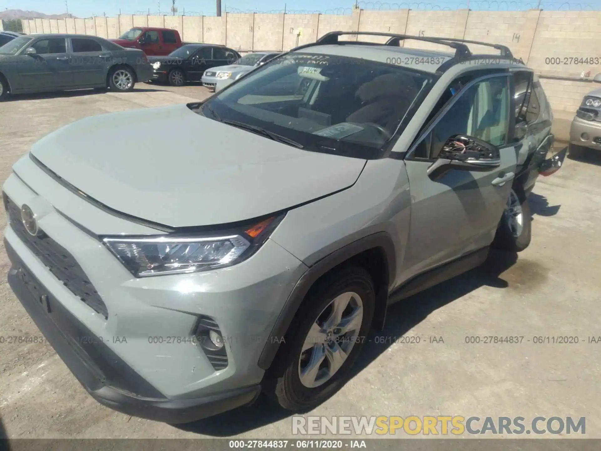 2 Photograph of a damaged car 2T3W1RFV1KW001879 TOYOTA RAV4 2019