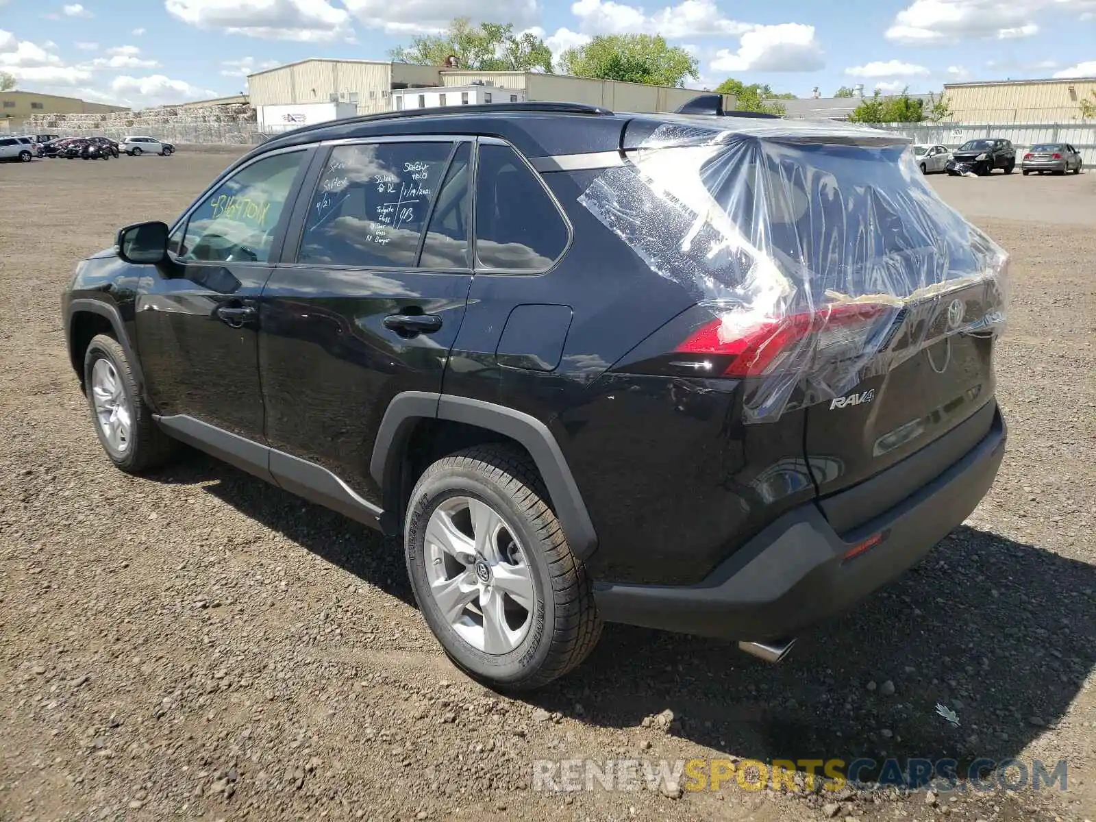 3 Photograph of a damaged car 2T3W1RFV1KW003535 TOYOTA RAV4 2019