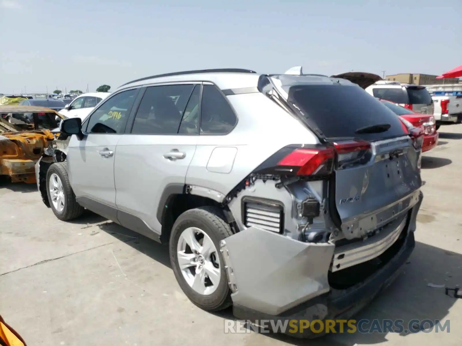 3 Photograph of a damaged car 2T3W1RFV1KW006421 TOYOTA RAV4 2019