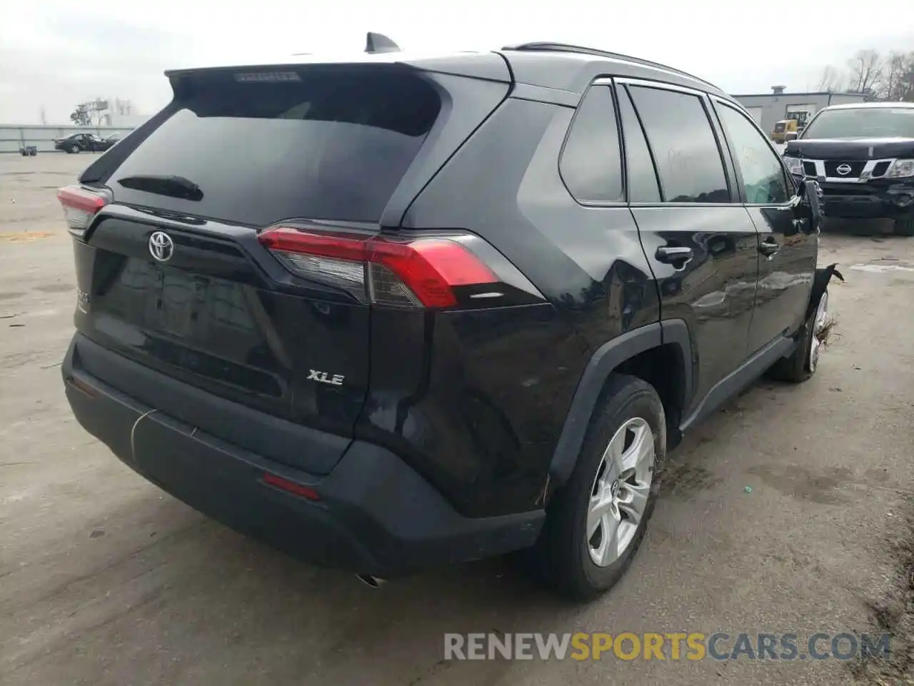 4 Photograph of a damaged car 2T3W1RFV1KW013529 TOYOTA RAV4 2019