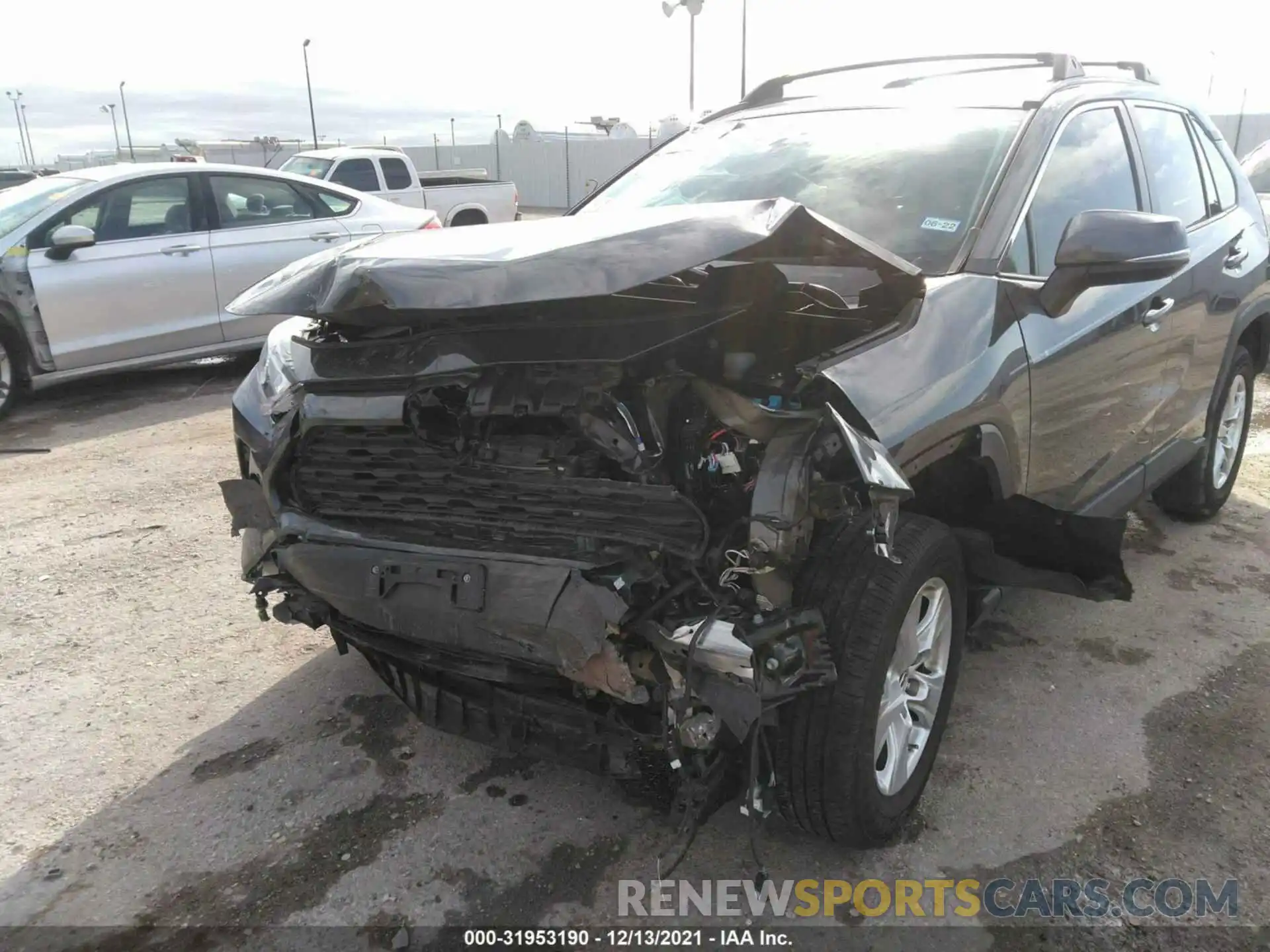 6 Photograph of a damaged car 2T3W1RFV1KW017757 TOYOTA RAV4 2019