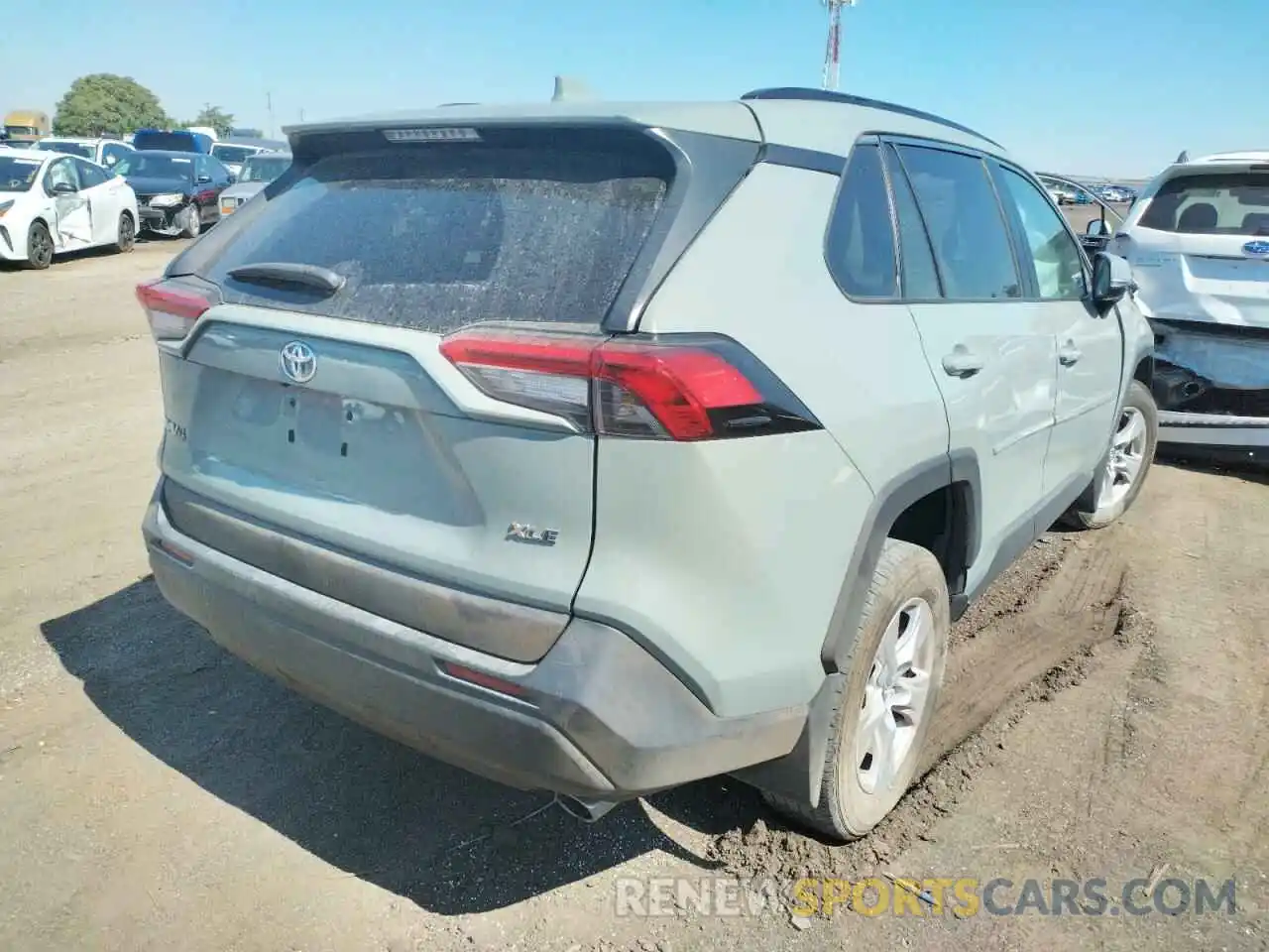 4 Photograph of a damaged car 2T3W1RFV1KW047065 TOYOTA RAV4 2019