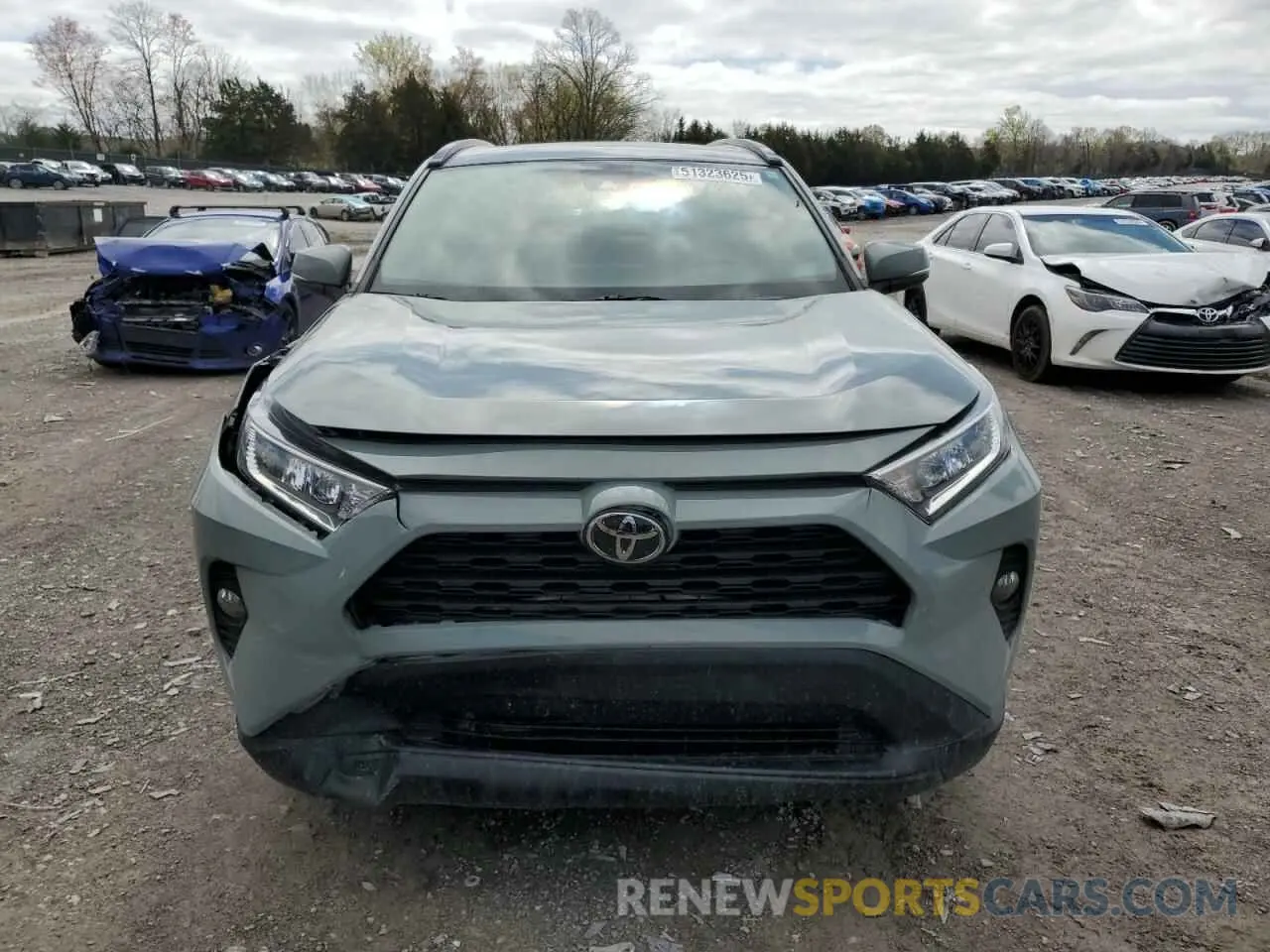 5 Photograph of a damaged car 2T3W1RFV1KW051326 TOYOTA RAV4 2019