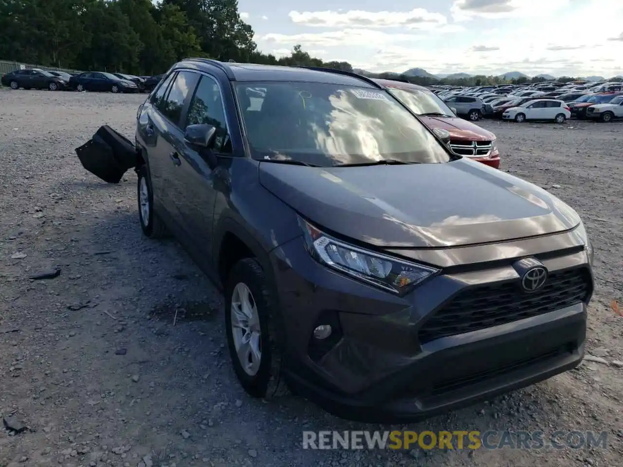 1 Photograph of a damaged car 2T3W1RFV2KW013099 TOYOTA RAV4 2019